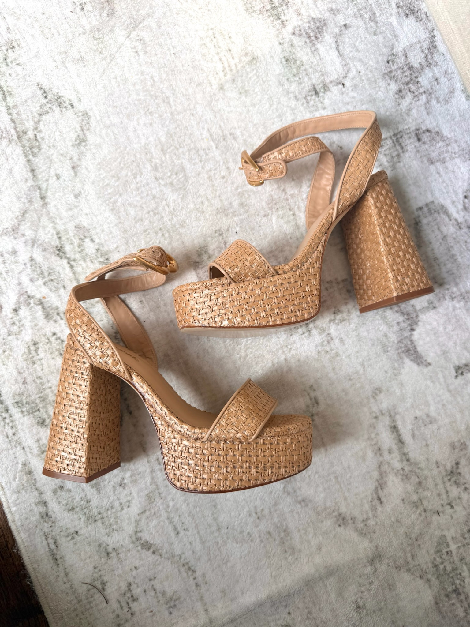 These heels are some of my favorites! They are so comfortable and I love that they can be worn with a variety of outfits 