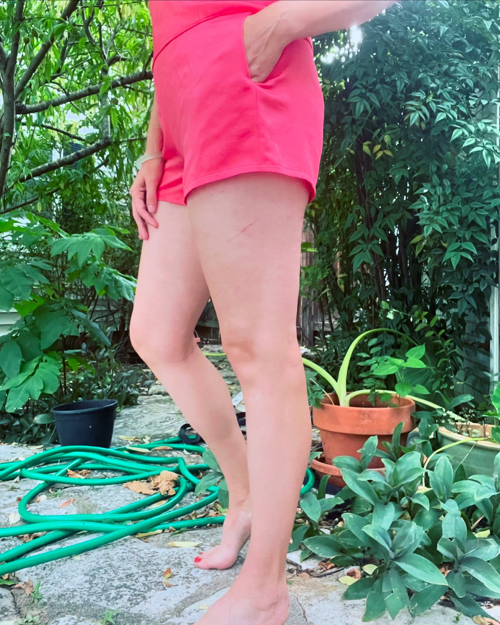 My life has recently been interrupted by weather but making it better? Satin short pjs sets by. #midnightbakeryintimates @nordstrom #investmentpiece 

#LTKFindsUnder50 #LTKxNSale #LTKSeasonal