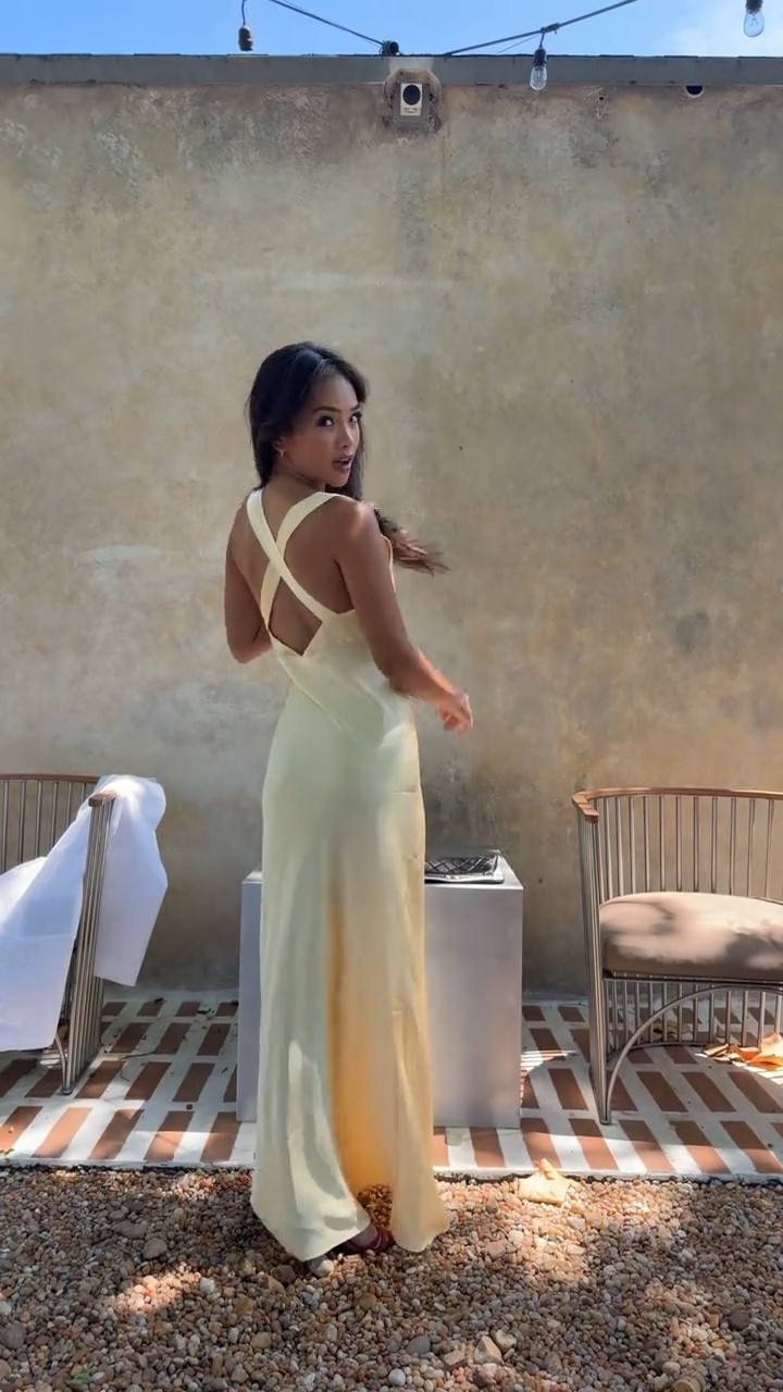 Yellow will always be perfect for summer 💛

petite fashion, going out look, elevated look, chic outfit, elevated fashion, event dress, petite dress, mini dress, trendy fashion 

#LTKootd #LTKPetite