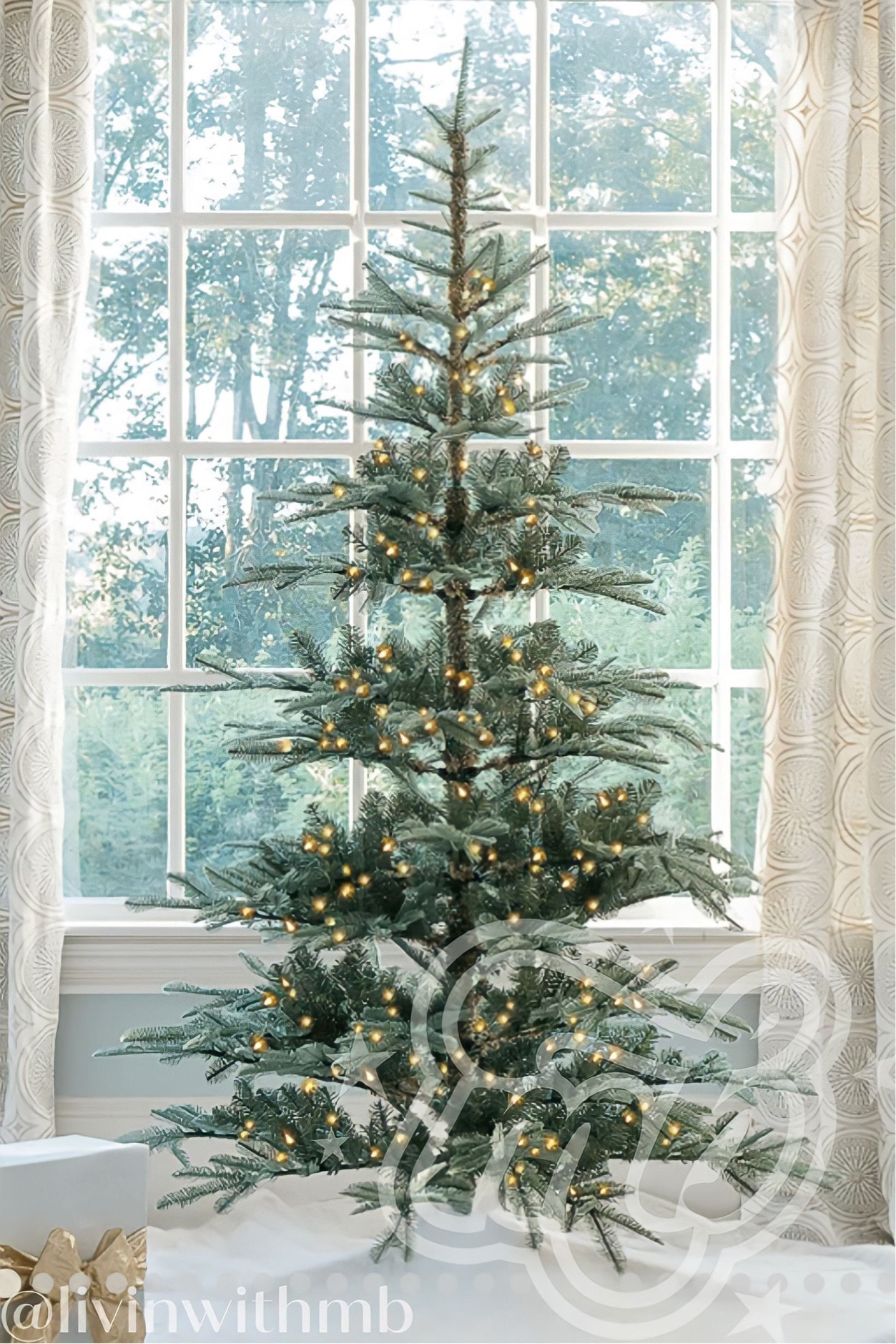 My new Pre-lit King Noble Fir Artificial Christmas tree from King of Christmas! 😍 

#christmasdecor

#LTKhome #LTKSeasonal #LTKstyletip