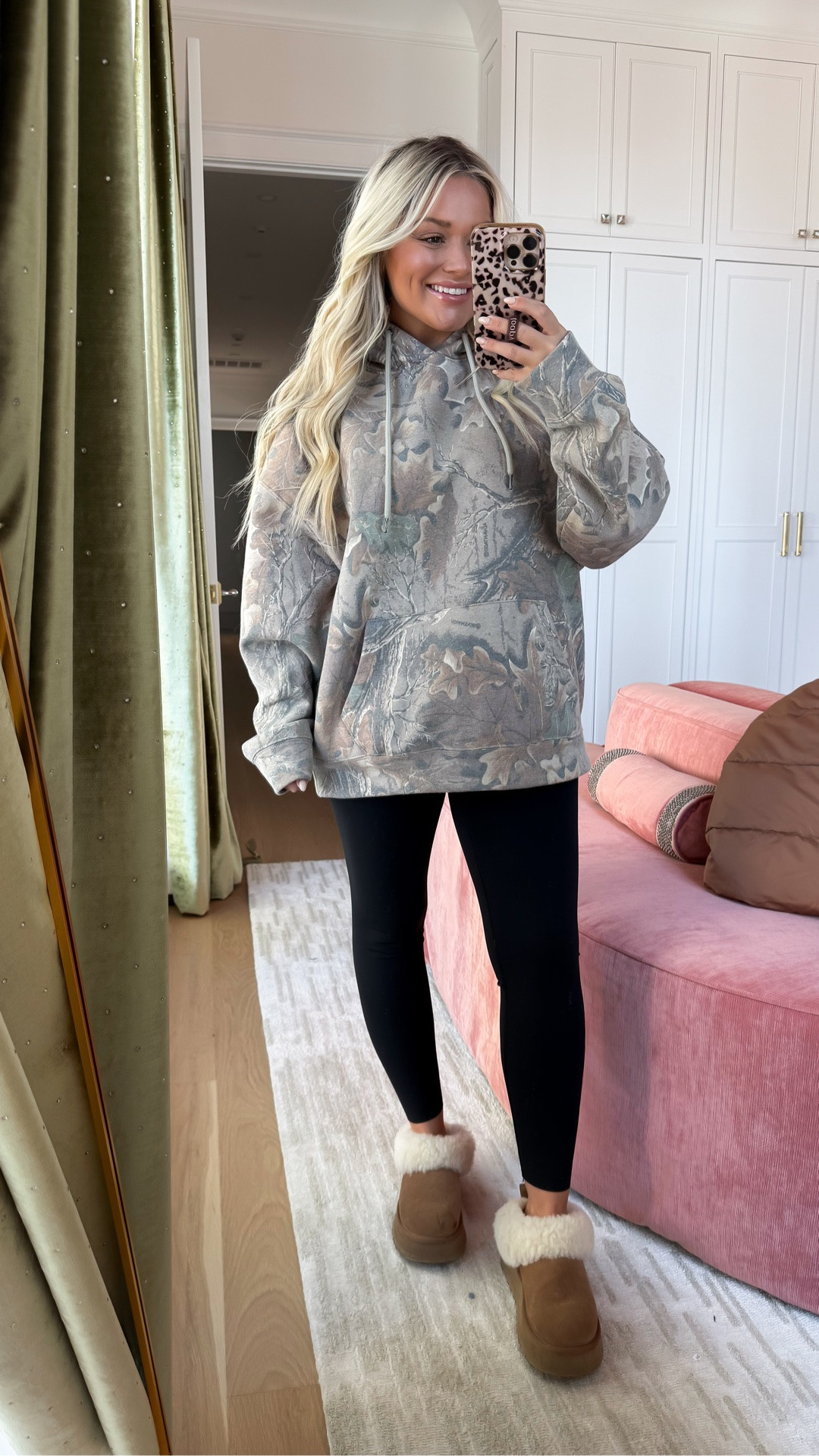 Obsessed with this camo sweatshirt!
Wearing size large - @belk