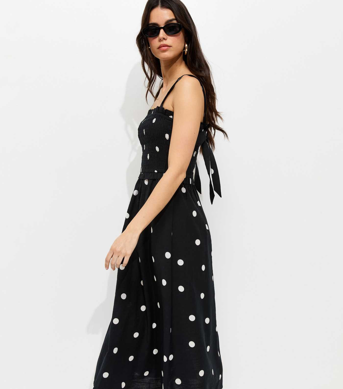 Black Spot Print Shirred Bow Back Strappy Midi Dress | New Look | New Look (UK)