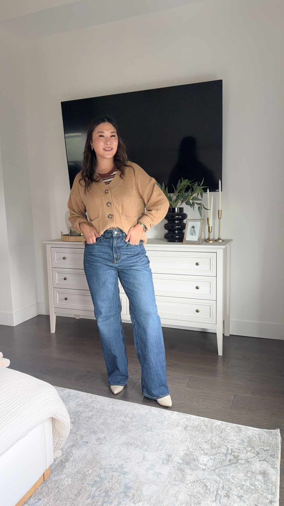Old navy fall outfit 

Tan cardigan - medium
Striped tee- medium
Jeans - 6

#LTKootd #LTKSeasonal #LTKOver40