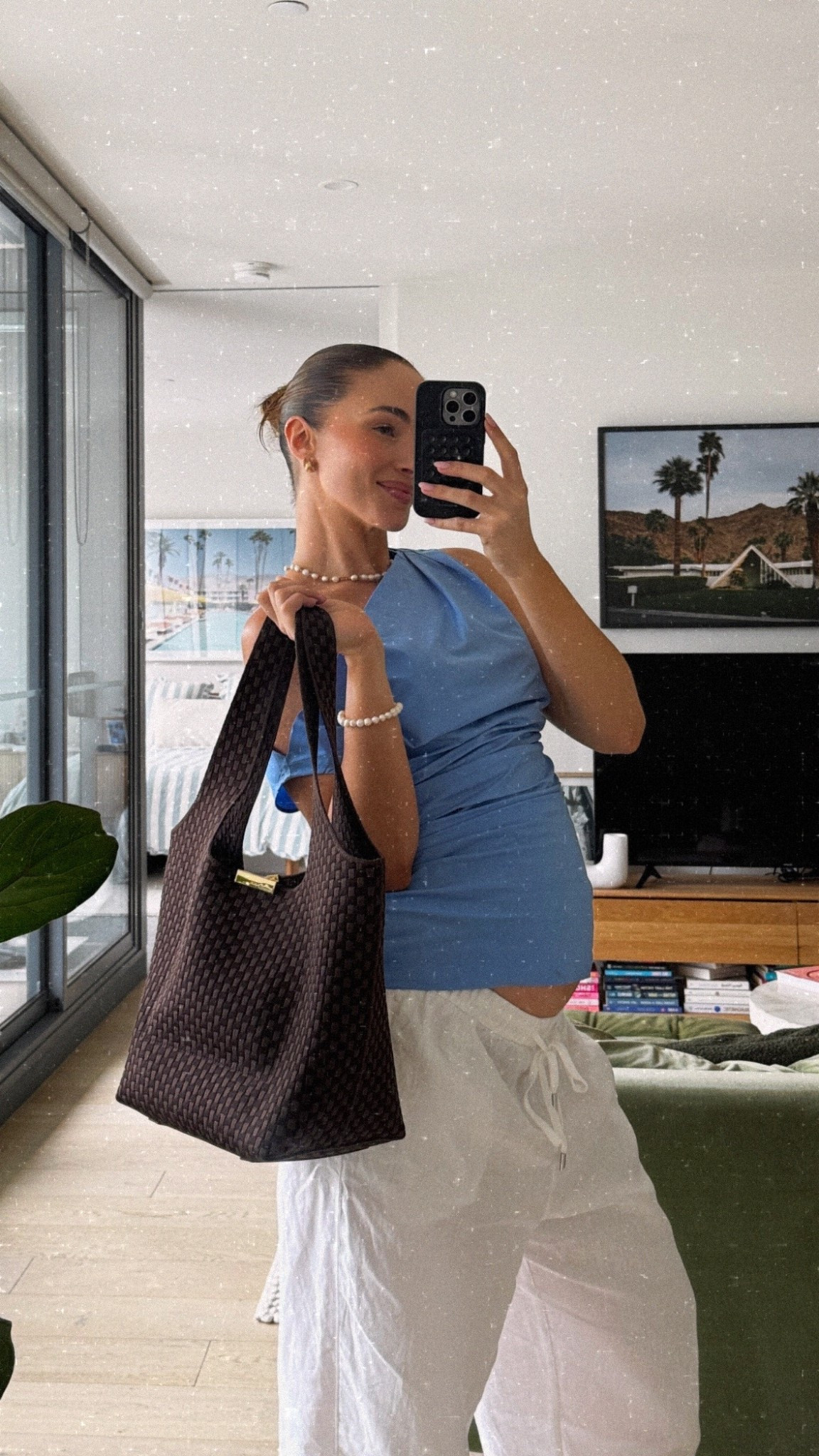 My comfy linen pants, a pop of blue and my current favourite everyday bag. 

#LTKaustralia #LTKsummer