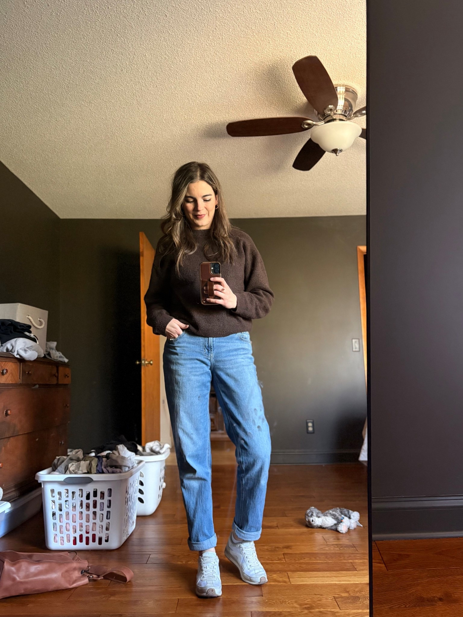 Laundry in baskets, fingerprints on the mirror, stuffed animals all strewn, but here we are in real mom fashion with a real daily outfit. Comfort is key, but still loving these styles for a morning of errands.

#LTKfamily #LTKwinter #LTKjeans