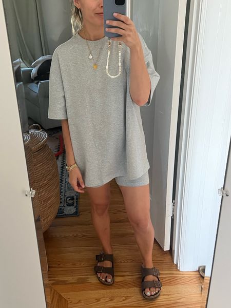Comfy travel outfit- so soft and surprisingly nice quality (not too thin) wearing a small!