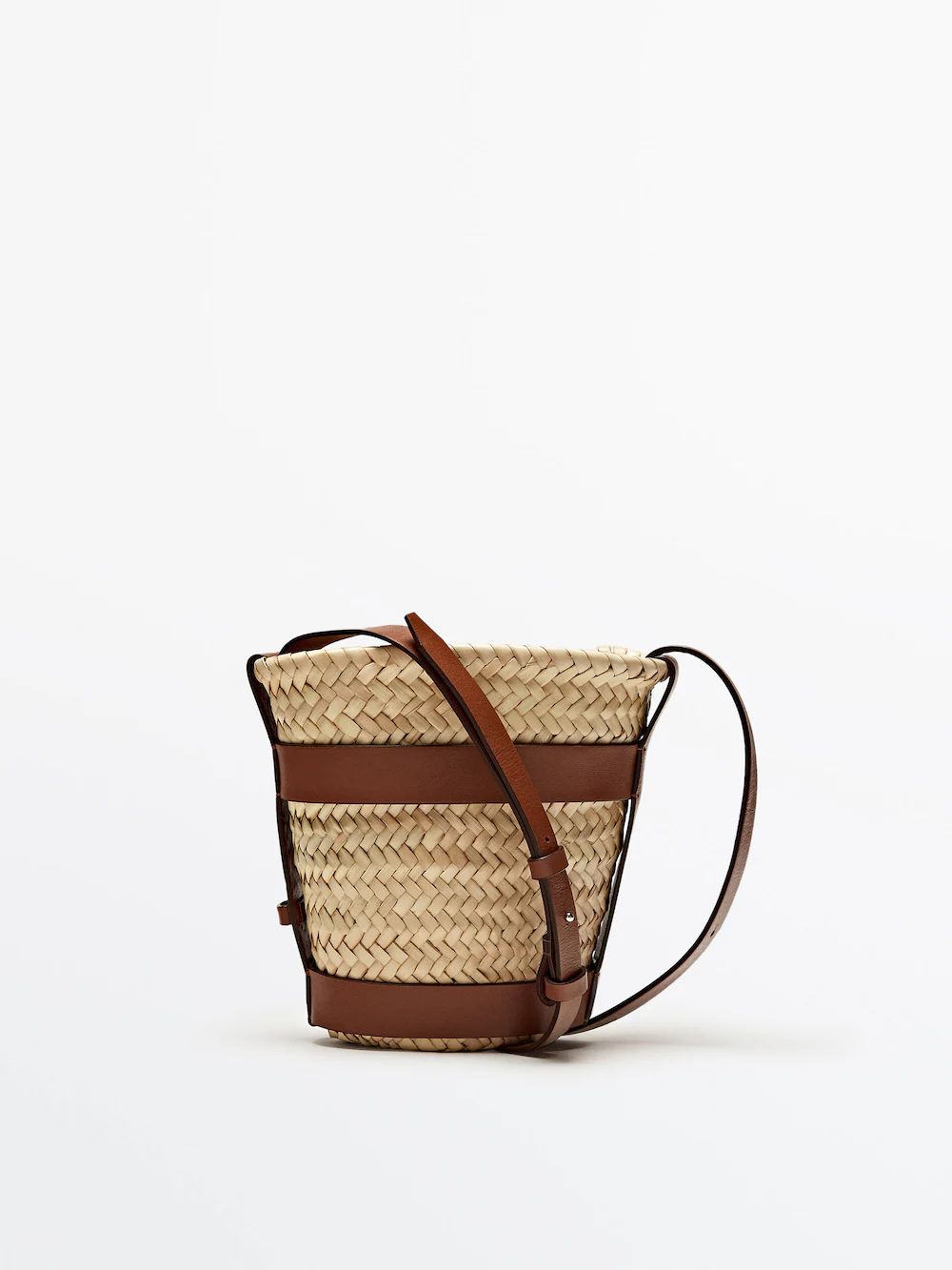 Mini woven basket bag + detachable pouch | Massimo Dutti (US)