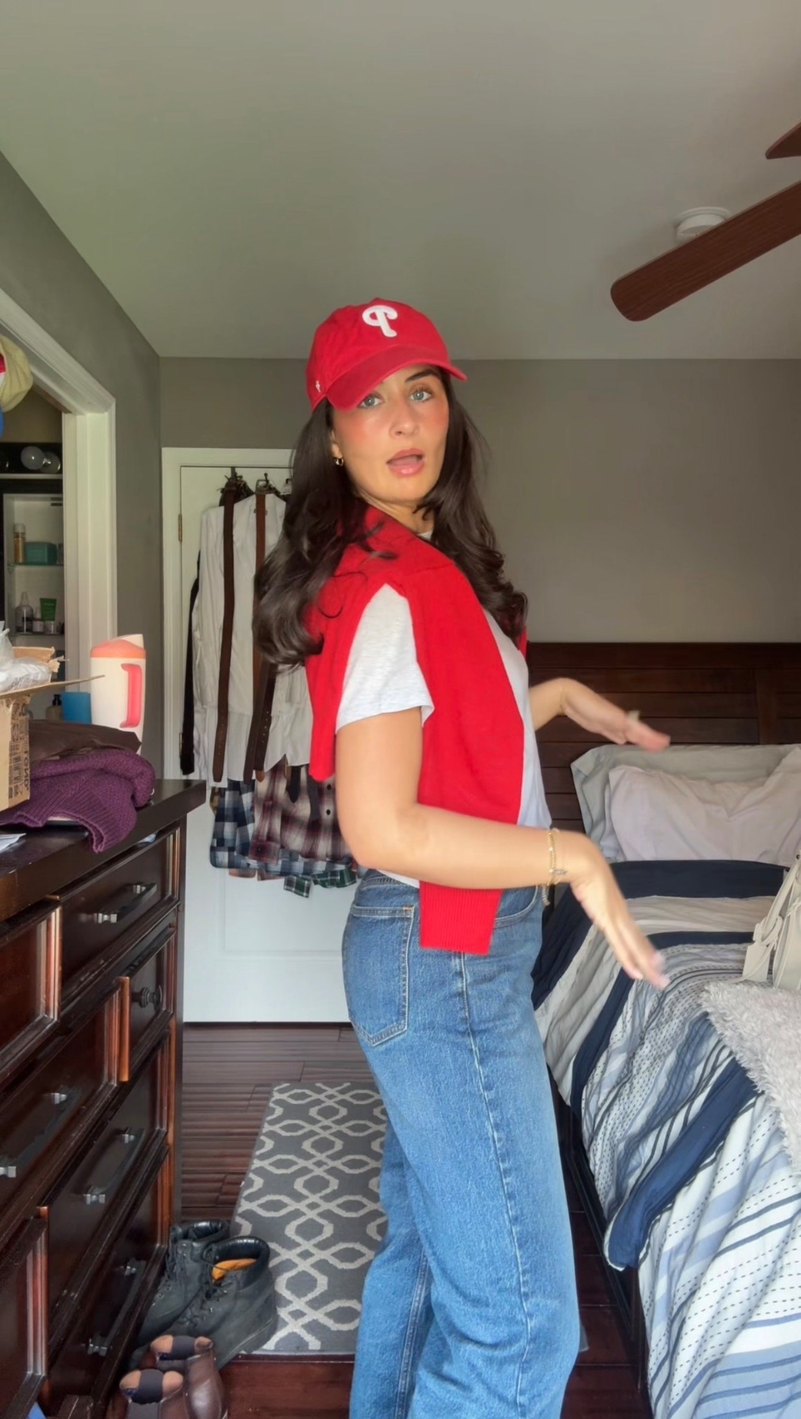 Casual & chic Phillies baseball game outfit ⚾️

#LTKSeasonal #LTKootd #LTKgrwm