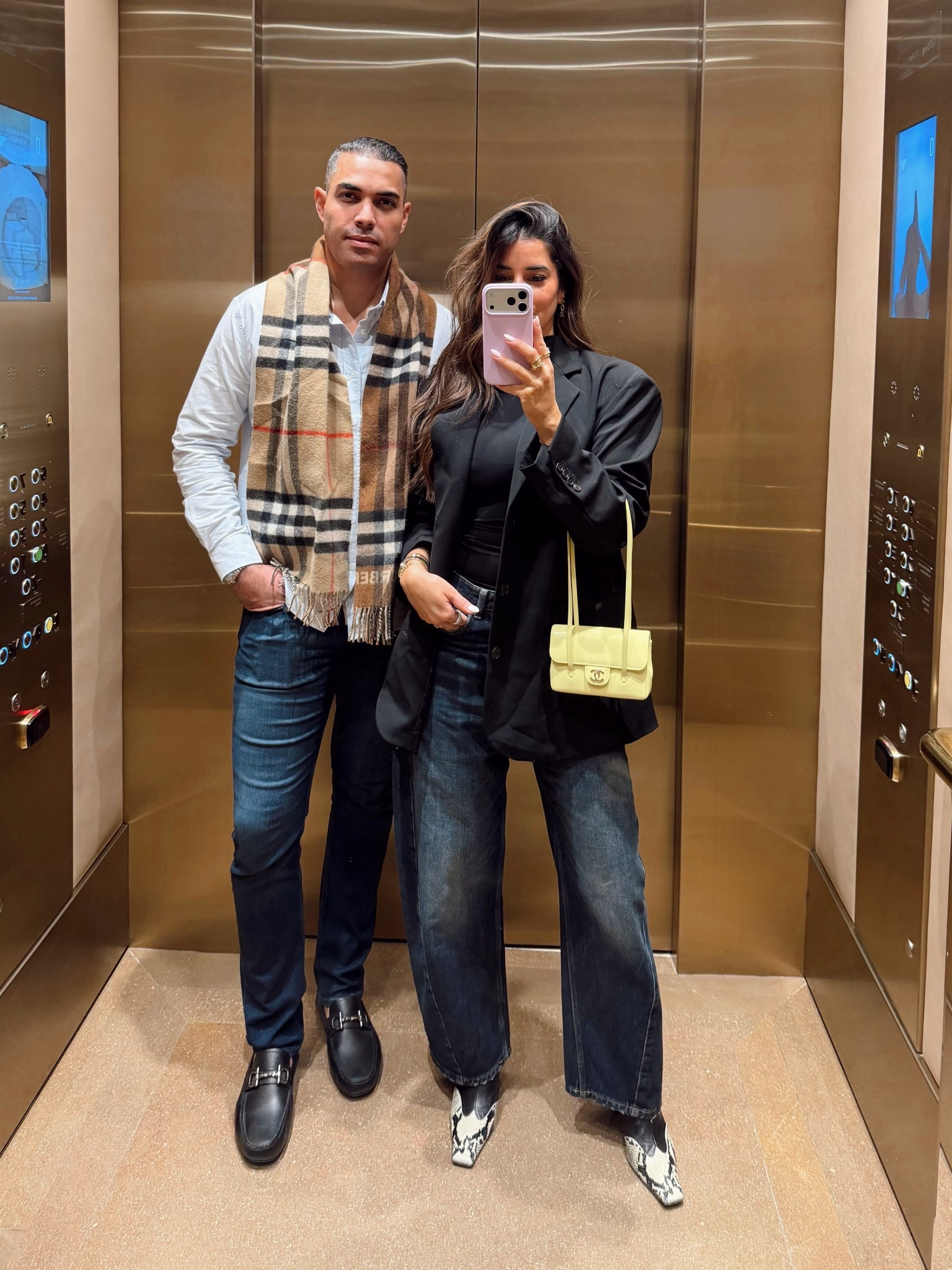 Effortless but very cute basic outfit for date night! I actually LOVED it

#LTKootd