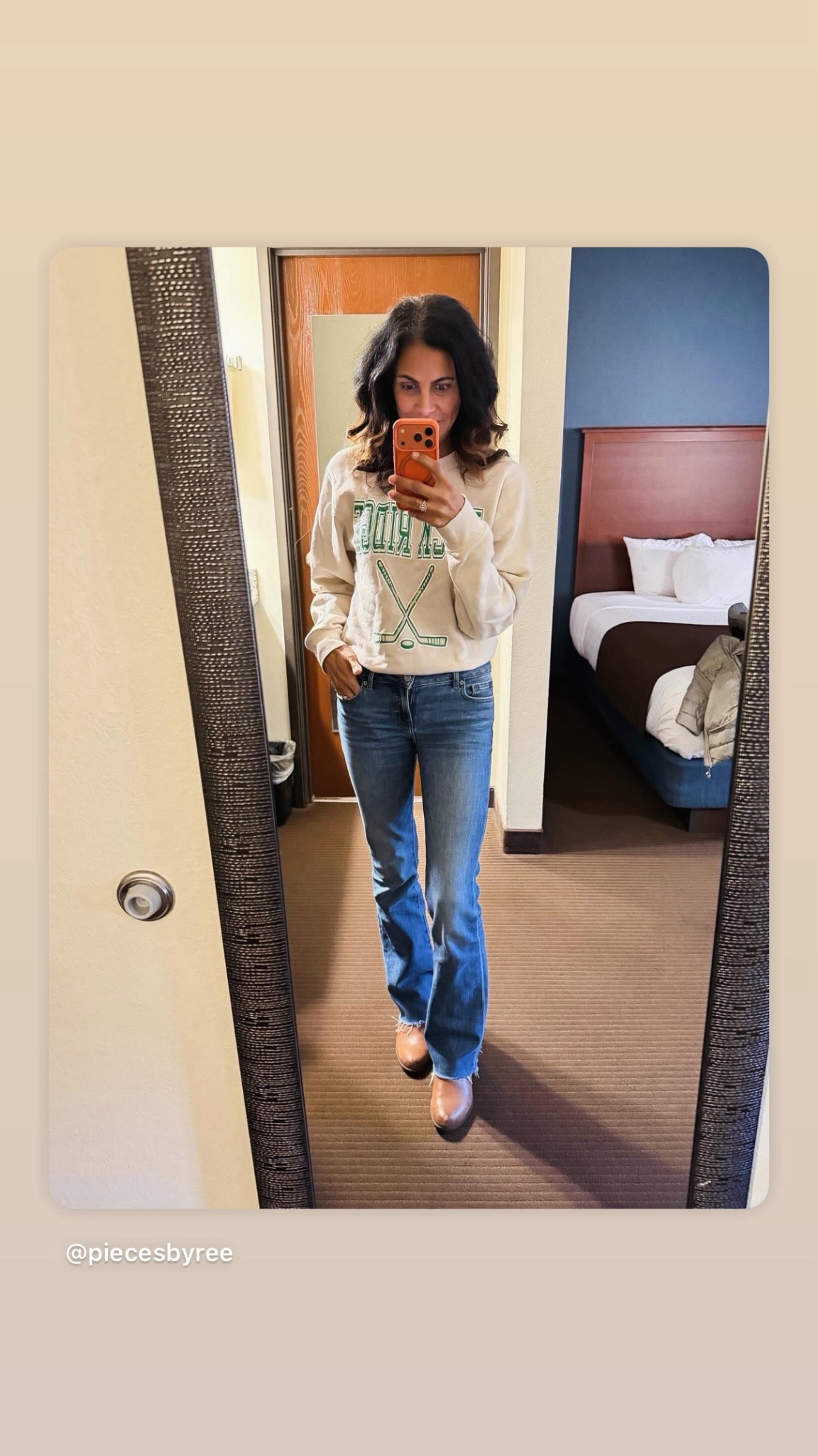 Resharing because these jeans are so cute and can be worn with anything:)

#LTKmomlife #LTKOver40 #LTKSaleAlert