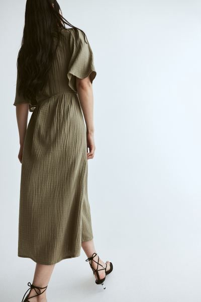 Muslin Wrap Dress - V-neck - Short sleeve - Khaki green - Ladies | H&M US | H&M (US + CA)