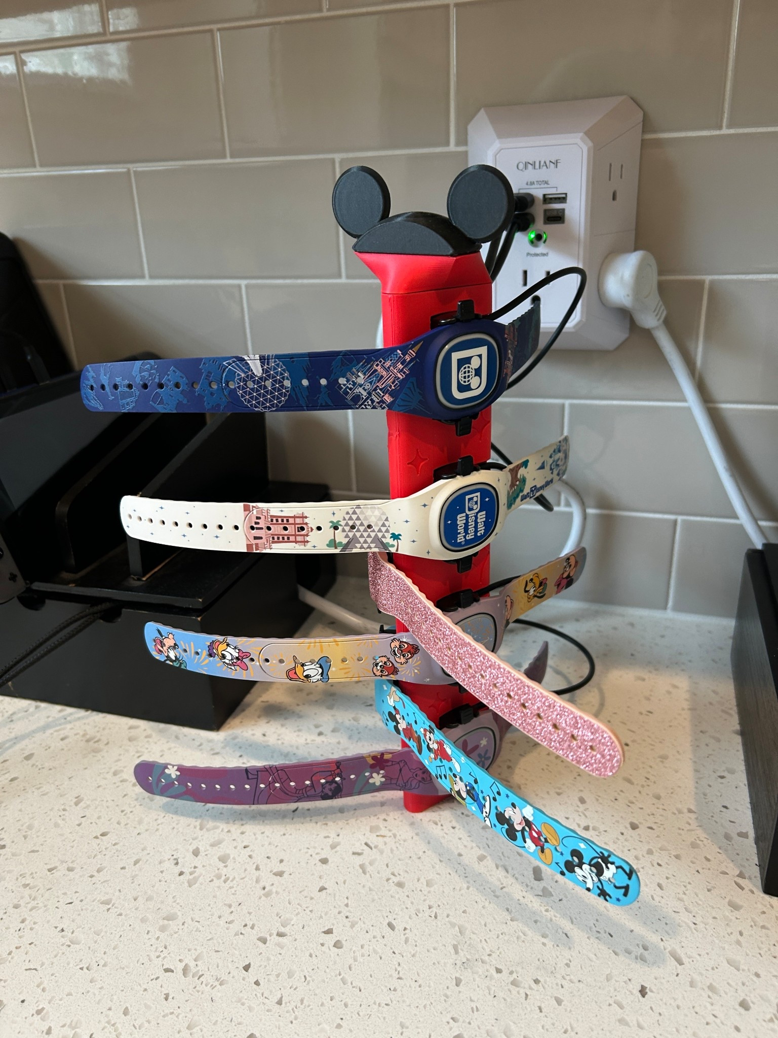 Disney Magic Band Charging Station!

#LTKTravel #LTKFamily #LTKFindsUnder50