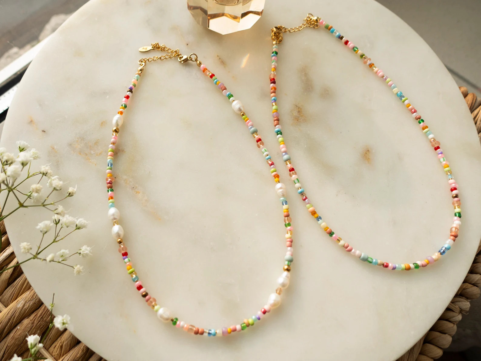 Ilvy | handgemachte bunte Perlenkette  "Yumira" | mit Süßwasserperlen | Gold Edelstahl | Etsy (Global)