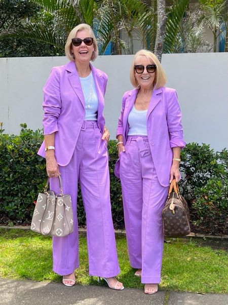 Lilac Mood! 💜💜
Loving all the lilac!
Timeless suits with a twist! 
Leanne 157cms wears:
Pants - Size 10
Jacket - Size 8

Linda 175cms wears:
Pants - Size 14
Jacket - Size 12
@theiconicau


#LTKstyletip #LTKSeasonal #LTKaustralia