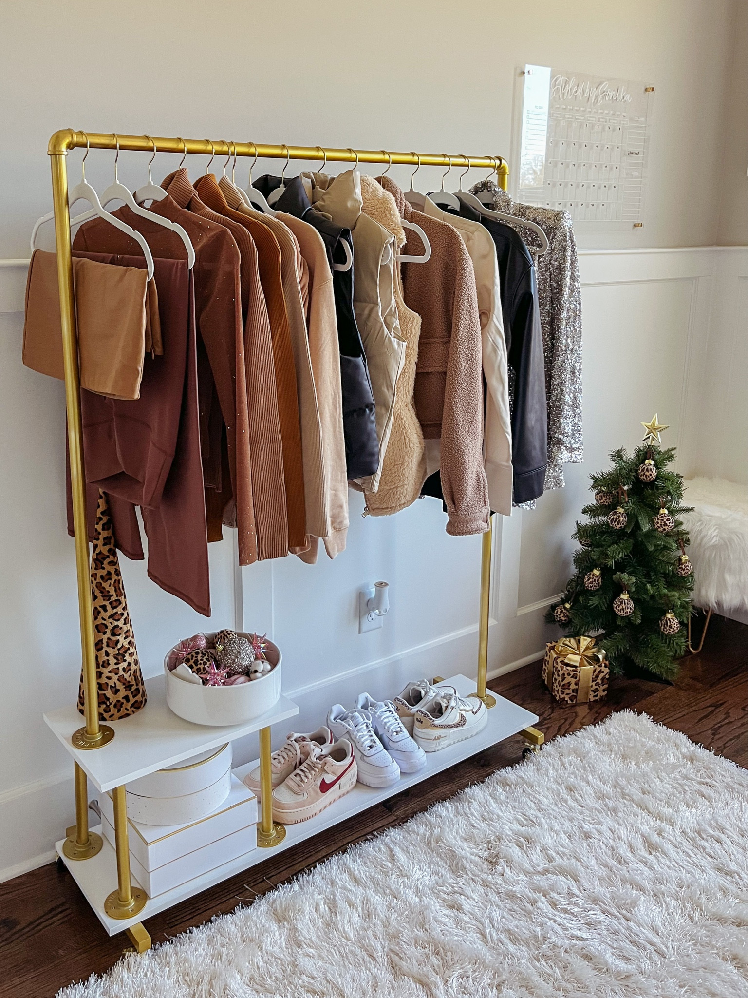 Neutrals
Outfit ideas 
Winter fashion 
Sequins
Pleather 
Shacket 
Turtleneck 


#LTKunder50 #LTKunder100 #LTKsalealert