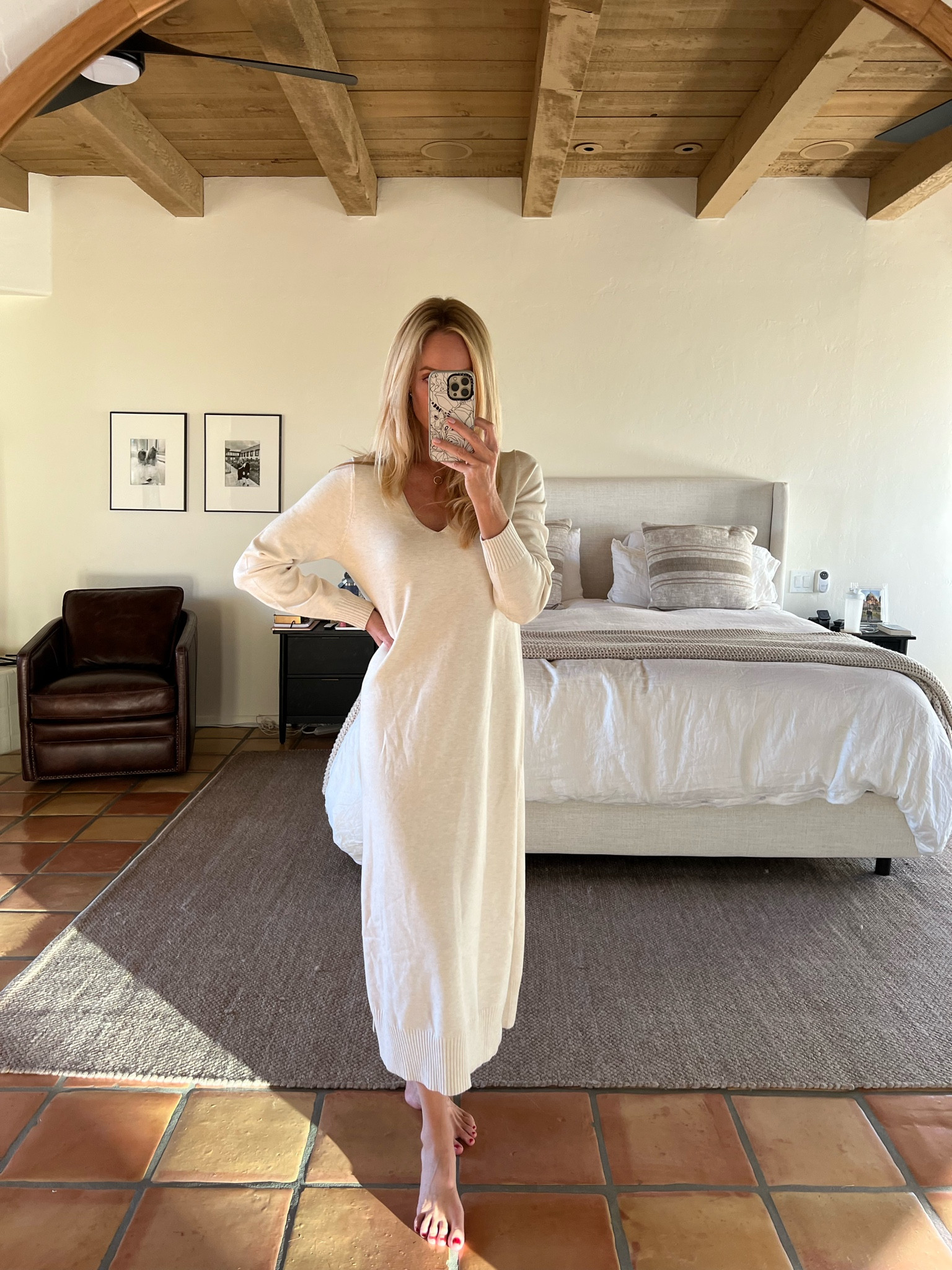 Cutest and coziest splendid sweater maxi dress. Wearing size small in the snow color. Perfect for family photos, Christmas, thanksgiving, holiday photos, etc.! 

#LTKHoliday #LTKSeasonal #LTKStyleTip