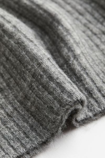 Oversized Turtleneck Sweater | H&M (US + CA)
