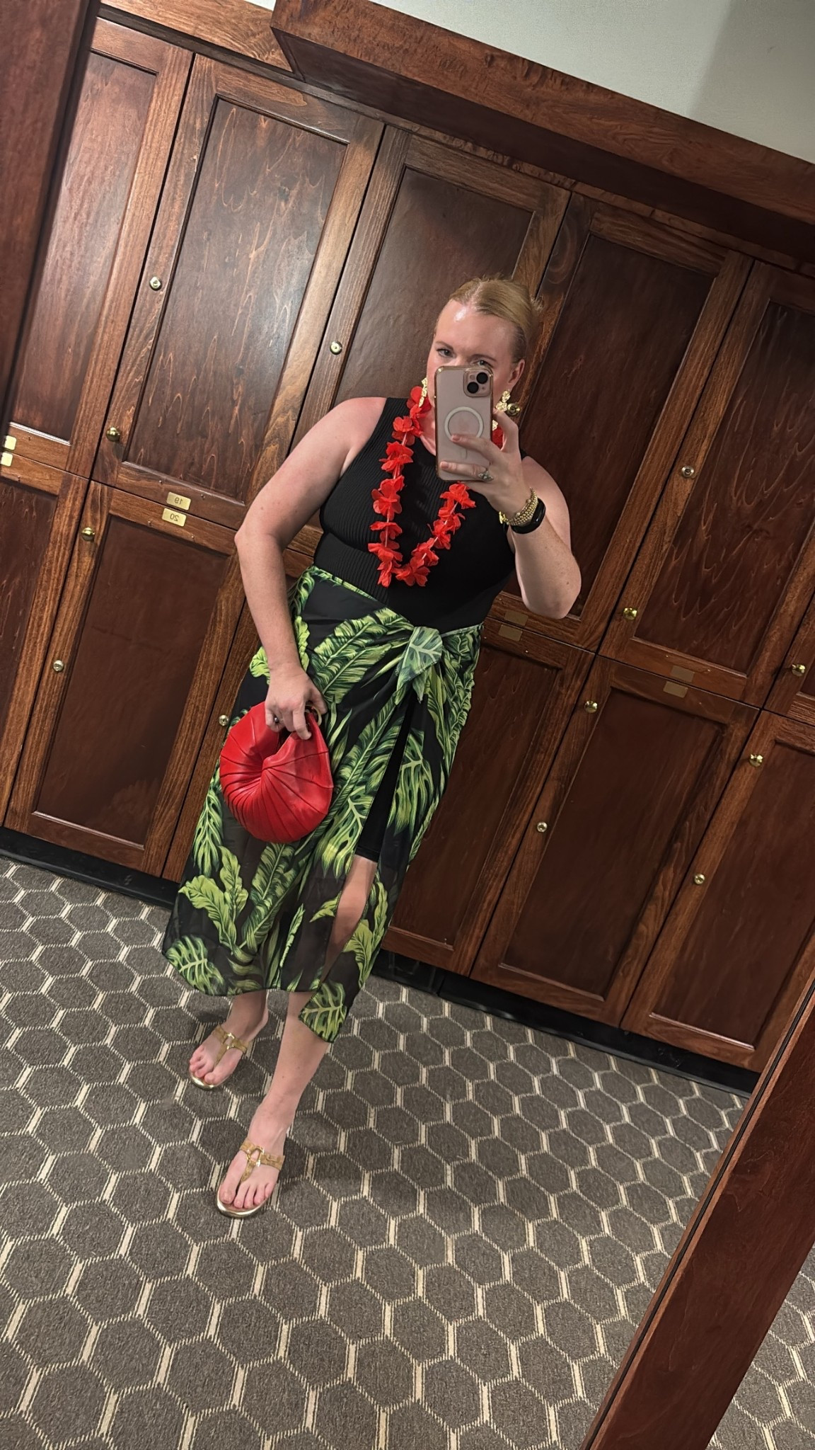 Summer nights, summer look, luau look 

#LTKSeasonal #LTKFindsUnder50 #LTKU