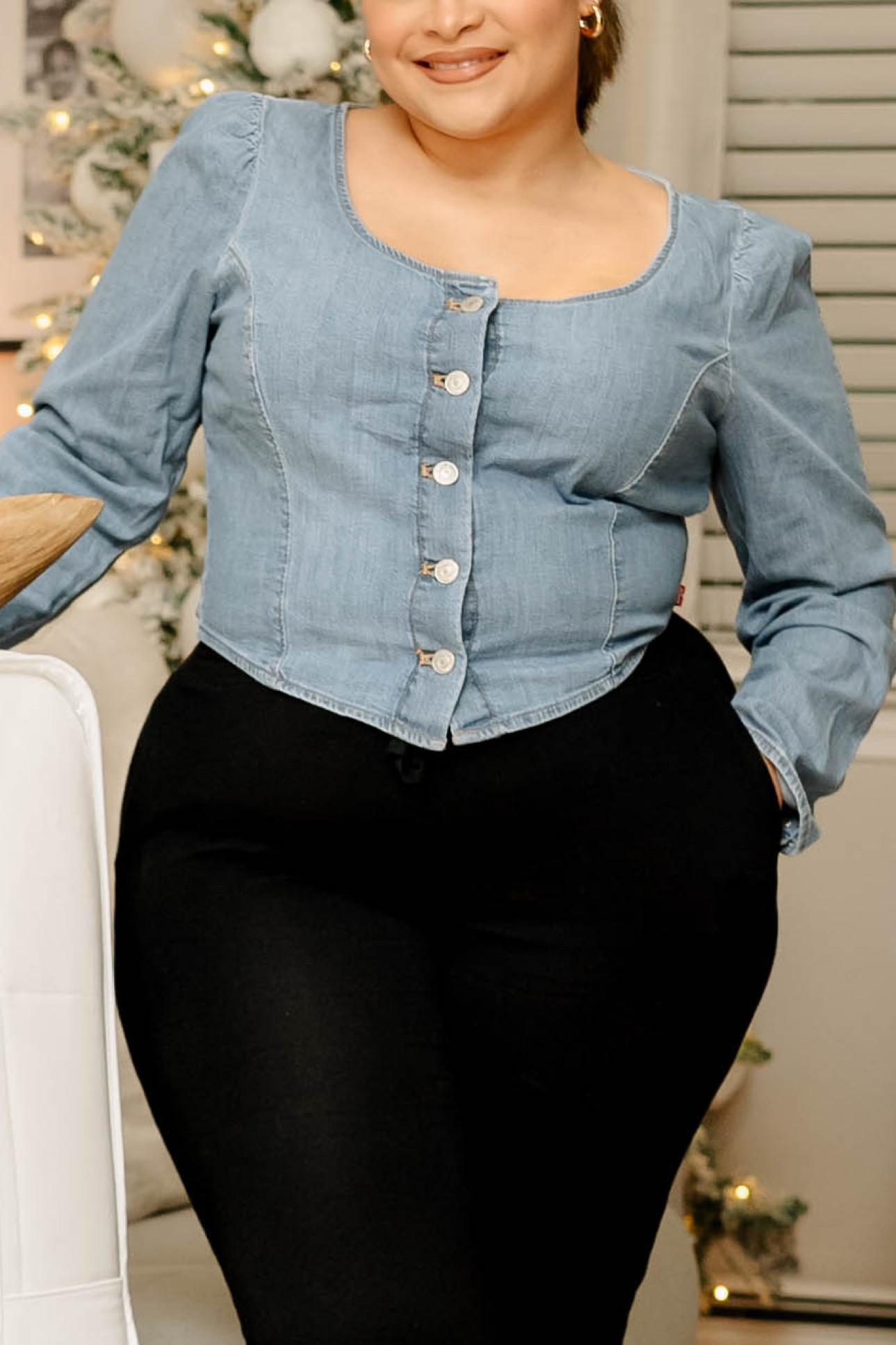 Levi’s jean shirt

#LTKstyletip #LTKbeauty