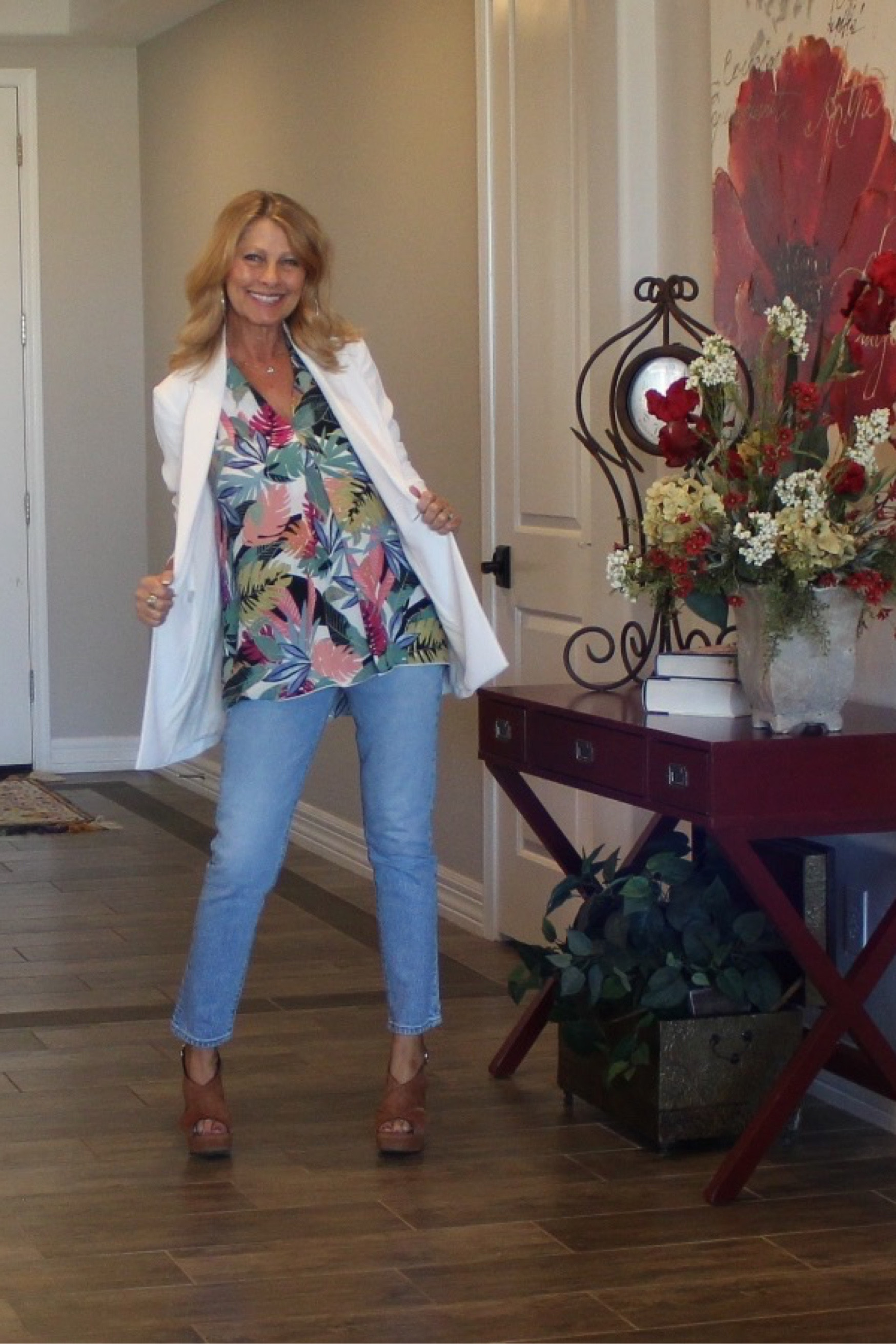 Rockin’ jeans after 60 on the blog southwesterndesertliving.com
Here are some of my favs! See how I wear all the different style on my blog!