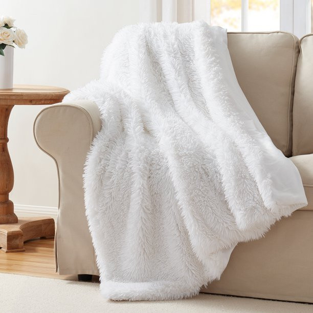My Texas House Angel High Pile Faux Fur Throw, 50" x 60", Bright White - Walmart.com | Walmart (US)
