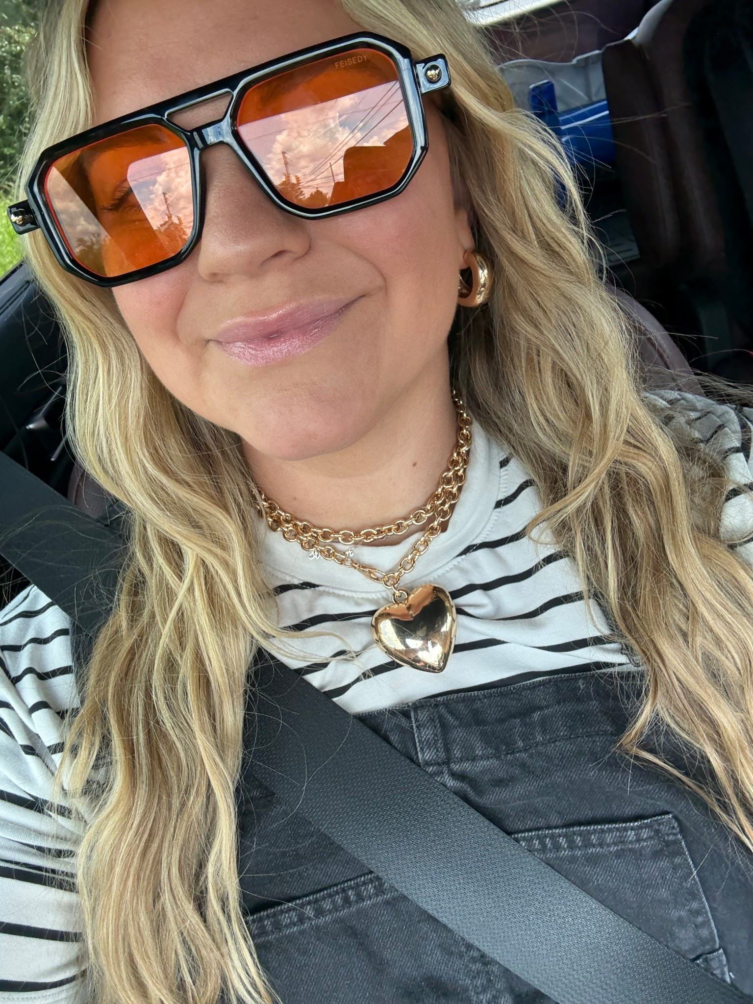 Love these sunglasses so much! 

#LTKFindsUnder50 #LTKSeasonal #LTKSummerEdit