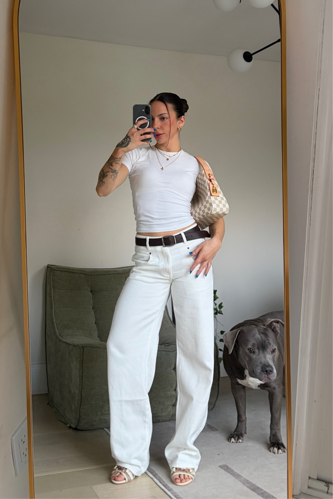Tonight’s date night dinner outfit ✨ wearing XS in the lioness jeans and XS in the tee! 

#LTKsummer #LTKstyletip #LTKbag