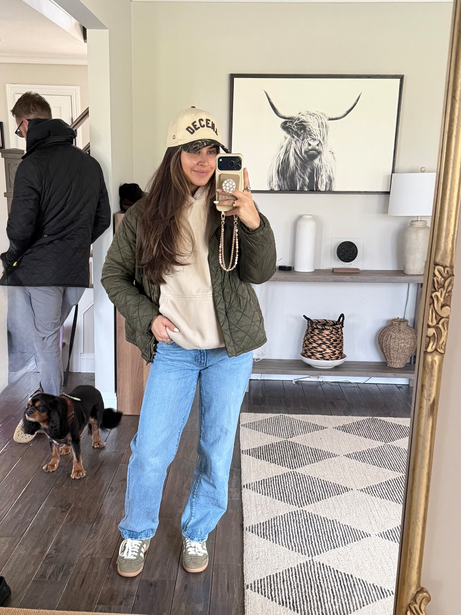 Outfit of the day 

Hoodie
Jeans
Sneakers
