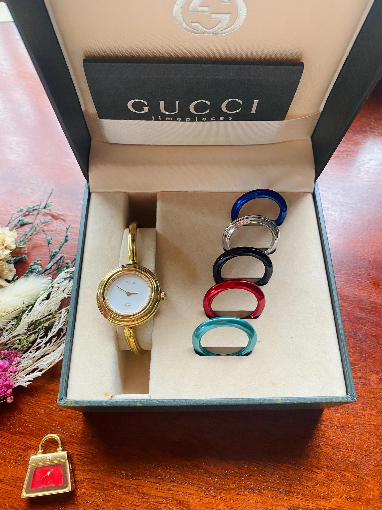 Vintage Gucci Change Bezel Watch Set, Gold Plated Interchangeable Bezel Bangle Wristwatch, Fits 1... | Etsy (Global)