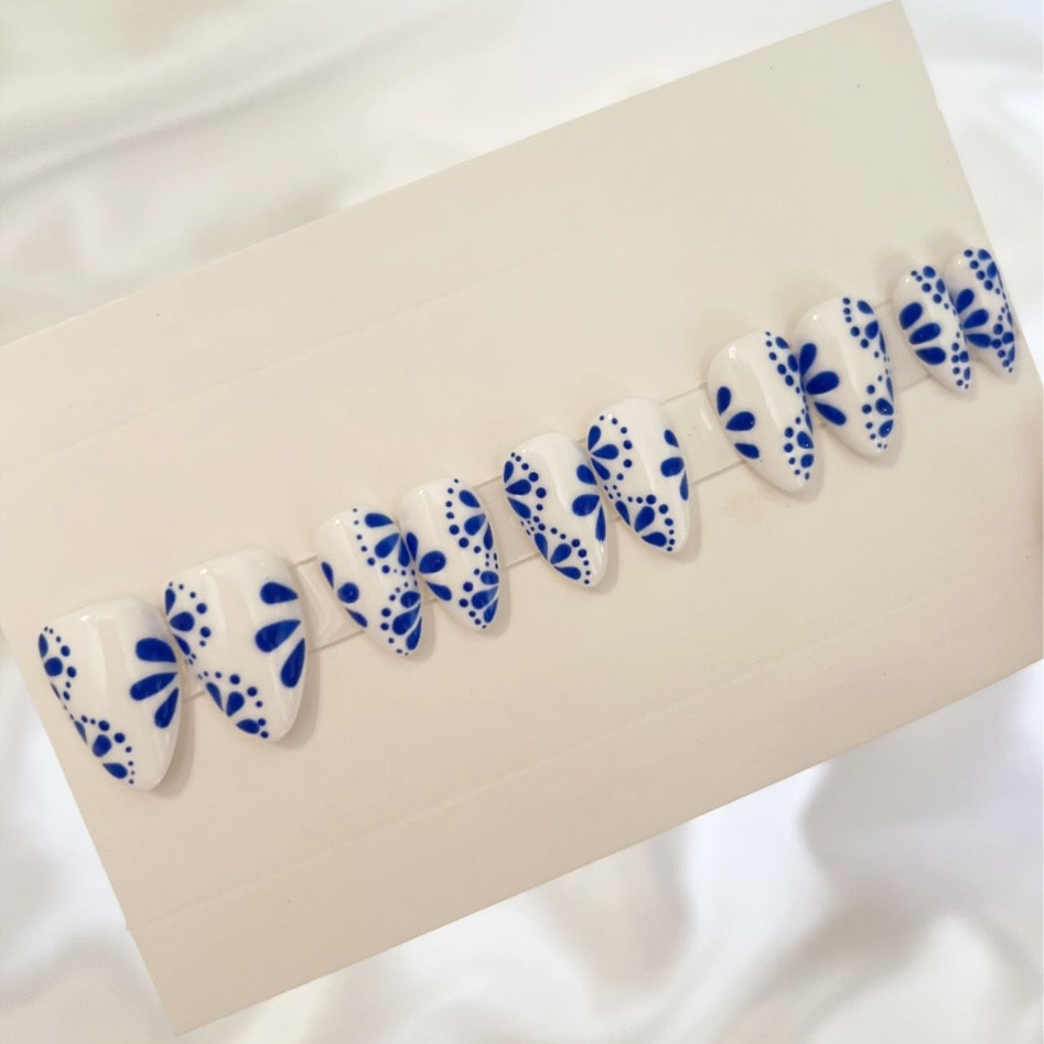 My favorite press on nails of all time!!🤩

#LTKBeauty #LTKStyleTip #LTKFindsUnder50