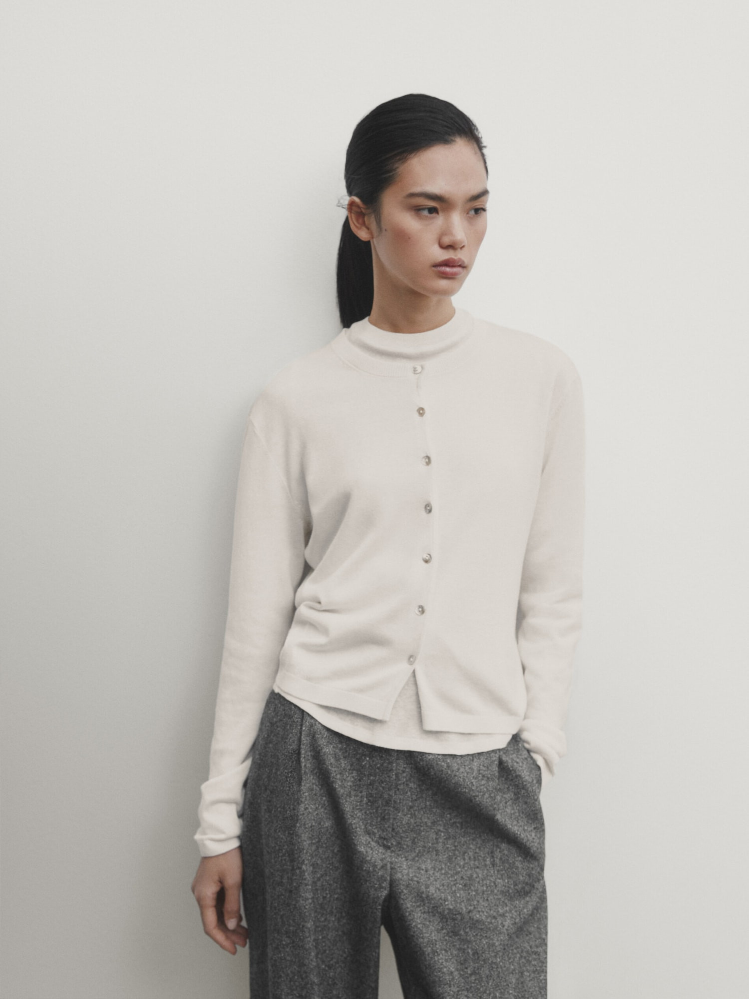 Plain knit button-up cardigan | Massimo Dutti UK