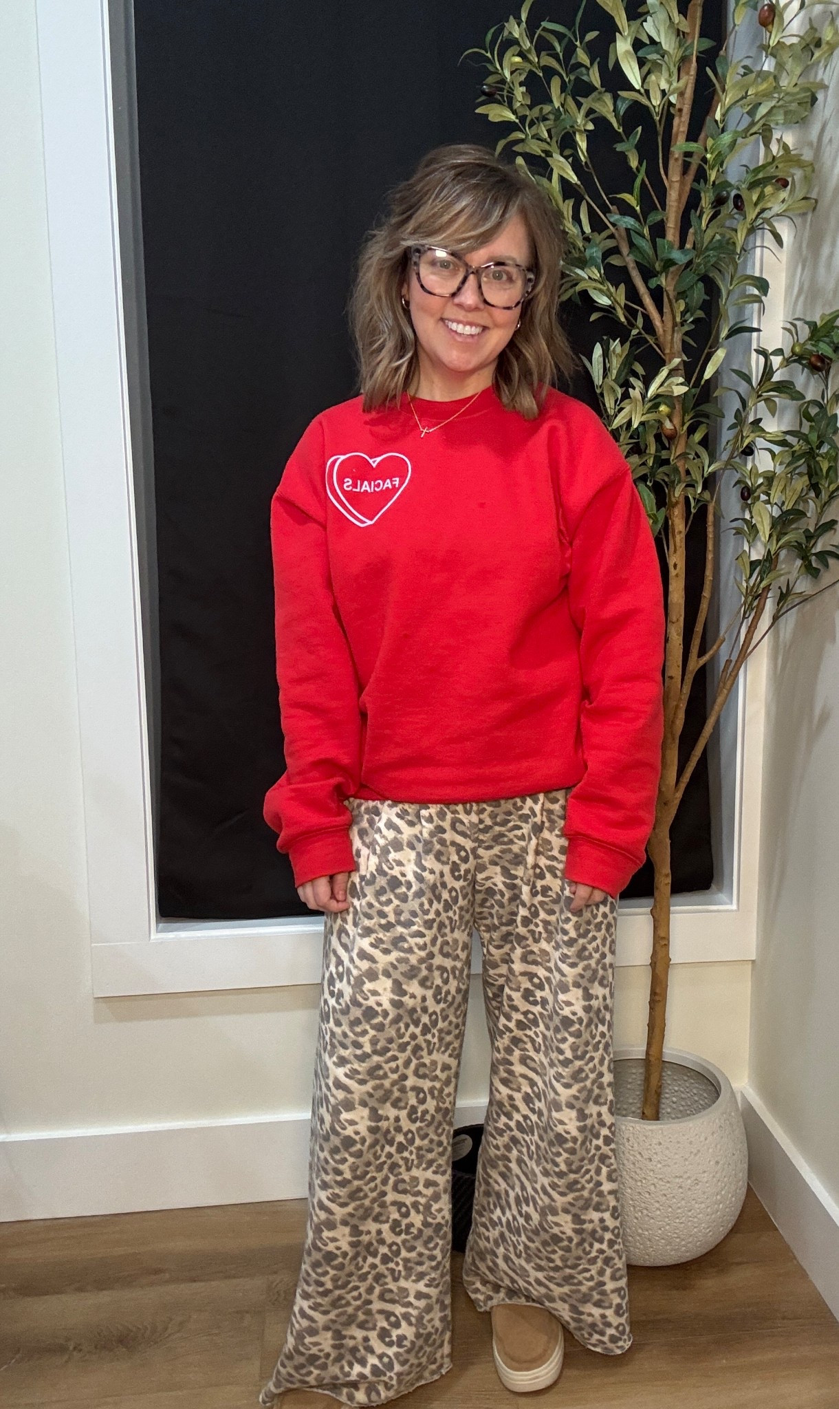 These Aerie leopard pants are officially BACK IN STOCK 🐆 
#LTKStyle #LTKFinds #LTKUnder50 #Aerie #AerieStyle #LeopardPrint #MomStyle #CasualChic #CozyOutfit #EverydayStyle #WideLegPants #BoutiqueVibes #ComfortButMakeItCute

#LTKSaleAlert #LTKPetite #LTKootd