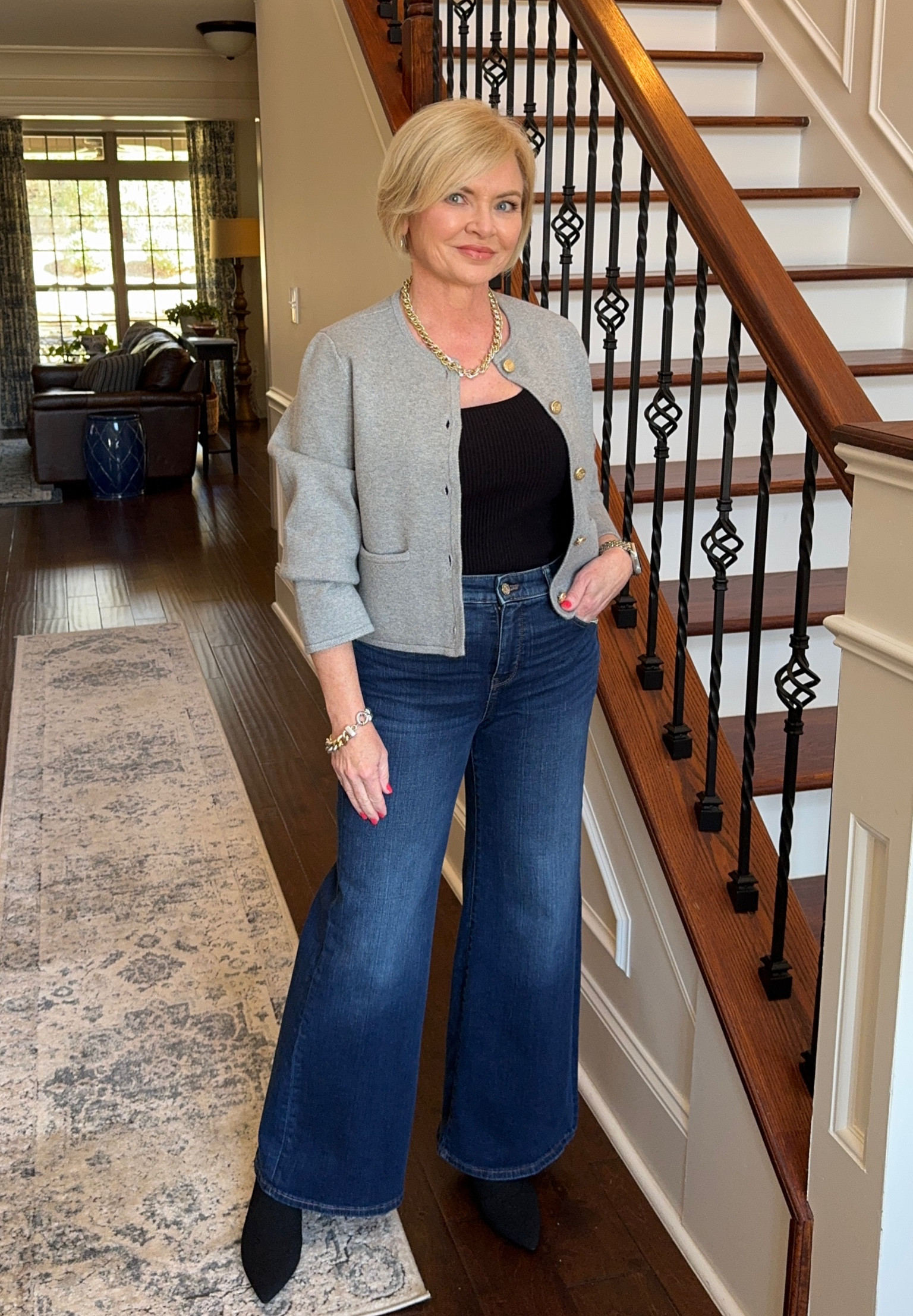 Wearing medium cardigan & tank, 6 petite jeans

Wide leg jeans
Lady jacket
Business casual
Petite style


#LTKfindsunder100 #LTKover40 #LTKstyletip