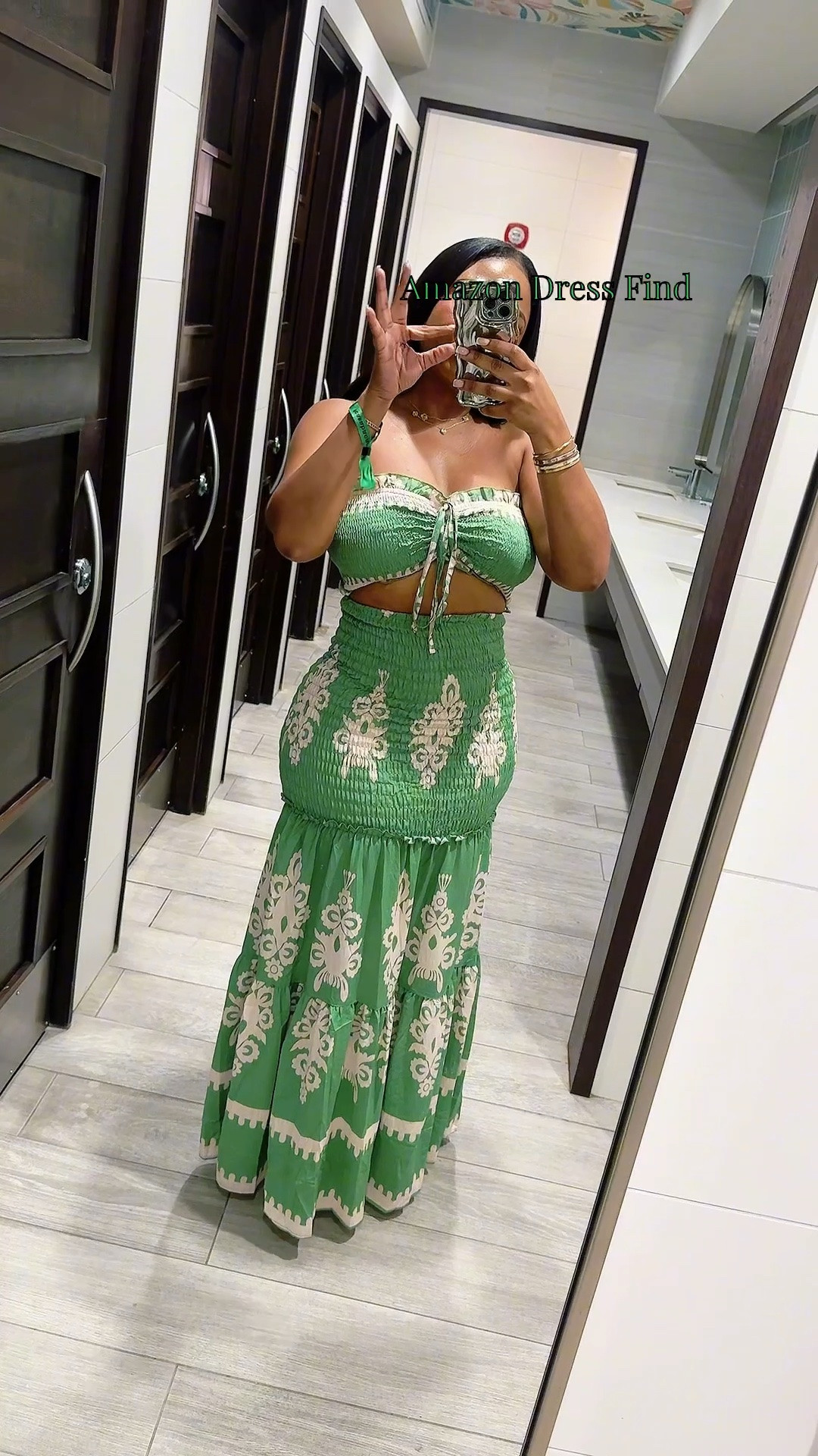 Amazon Dress Find 💚

I’m wearing a small 163lb 5”3💚

Pair it with sandals for a casual daytime look or switch to heels and accessories for brunch, date night, or your next vacation.

I'm wearing my true size, and all the outfit details are linked in my LTK and storefront. 🤍

✨ Perfect for:• Vacation outfits• Resort wear• Summer brunch• Everyday chic• Affordable summer fashion

summer dresses
summer outfits
date night outfits
travel outfits

#LTKgrwm #LTKTravel #LTKootd