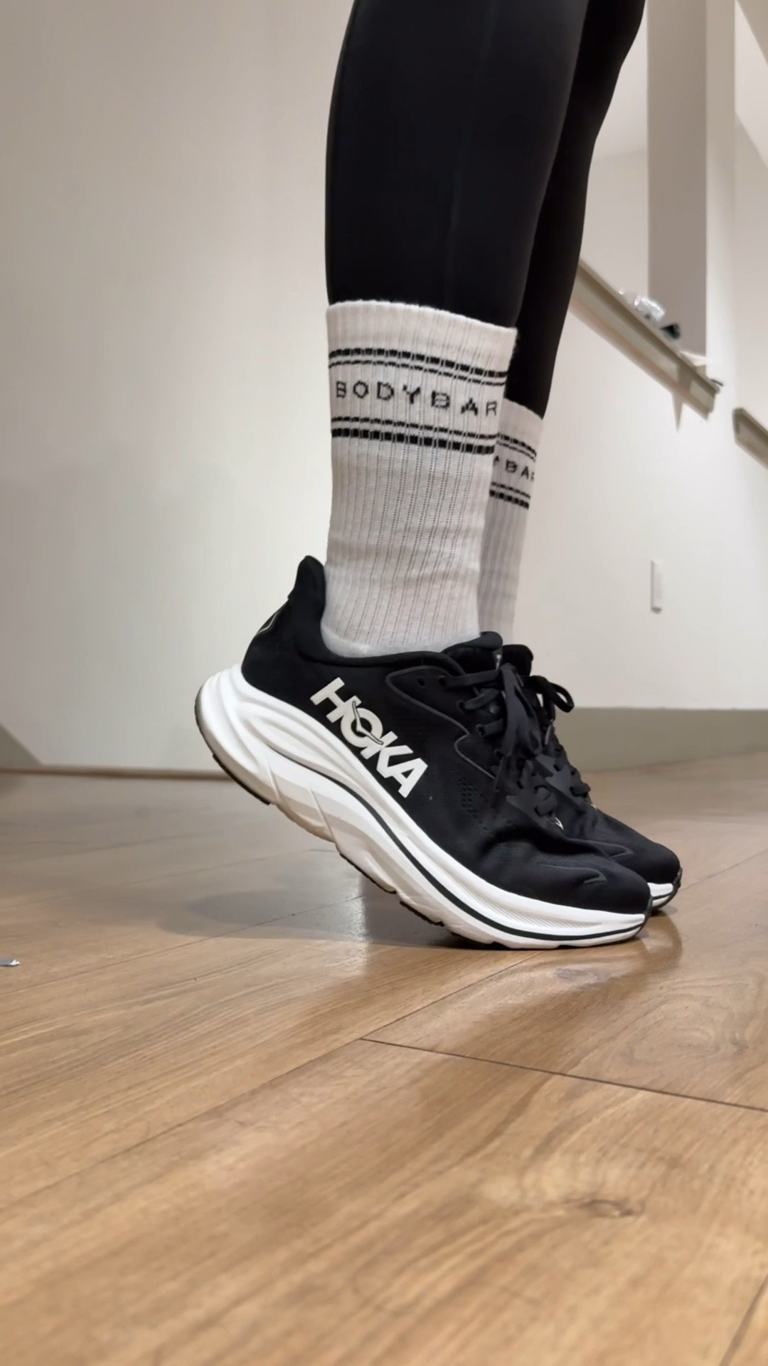 Literally one of the only pair of shoes I reach for since I got them 😍🖤 so comfy! Size US 10 Hoka Clifton 10

Running shoes black and white supportive comfortable sneakers classic 