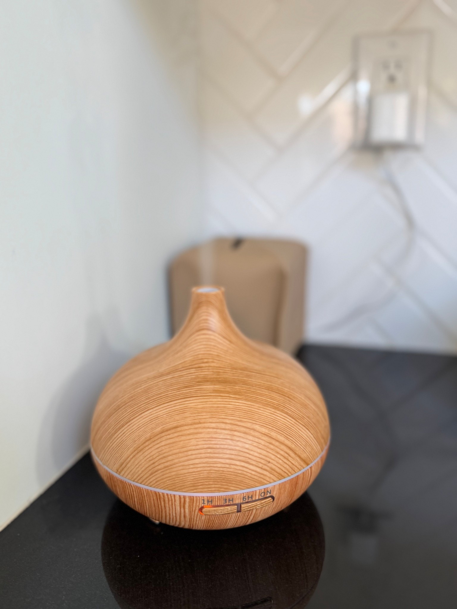My fav diffuser and spring scents 🍊🍋

#LTKGiftGuide #LTKSaleAlert #LTKSeasonal