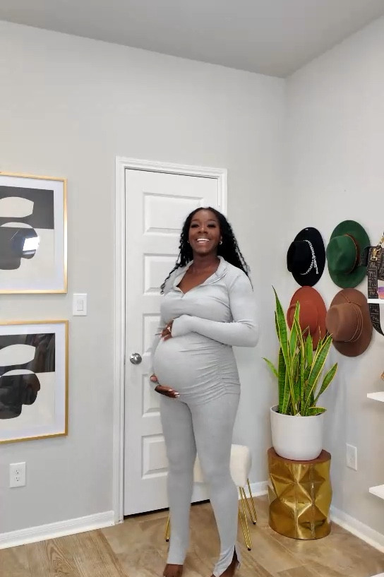 Style doesn't stop for the bump! Fashionable, flexible, and oh-so-fun outfits. 

For reference, I'm wearing a size medium. I'm currently in my third trimester, 5'5" tall, and weigh between 165-170 lbs. Hope this helps with sizing!

 #BabyBumpFriendly

#LTKVideo #LTKStyleTip #LTKTravel