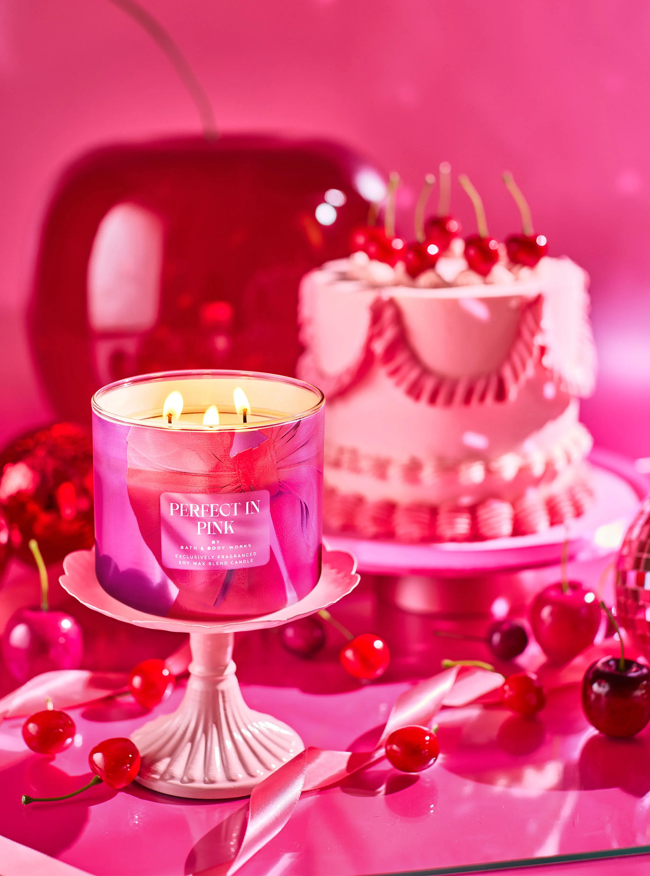 Perfect in Pink


3-Wick Candle | Bath & Body Works