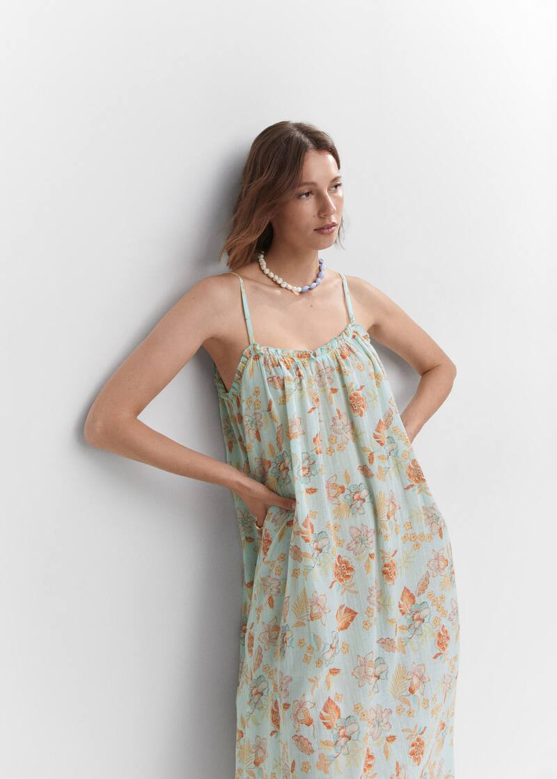Suche: Langes Kleid mit Relief Blumen (2) | Mango Deutschland | MANGO (DE)
