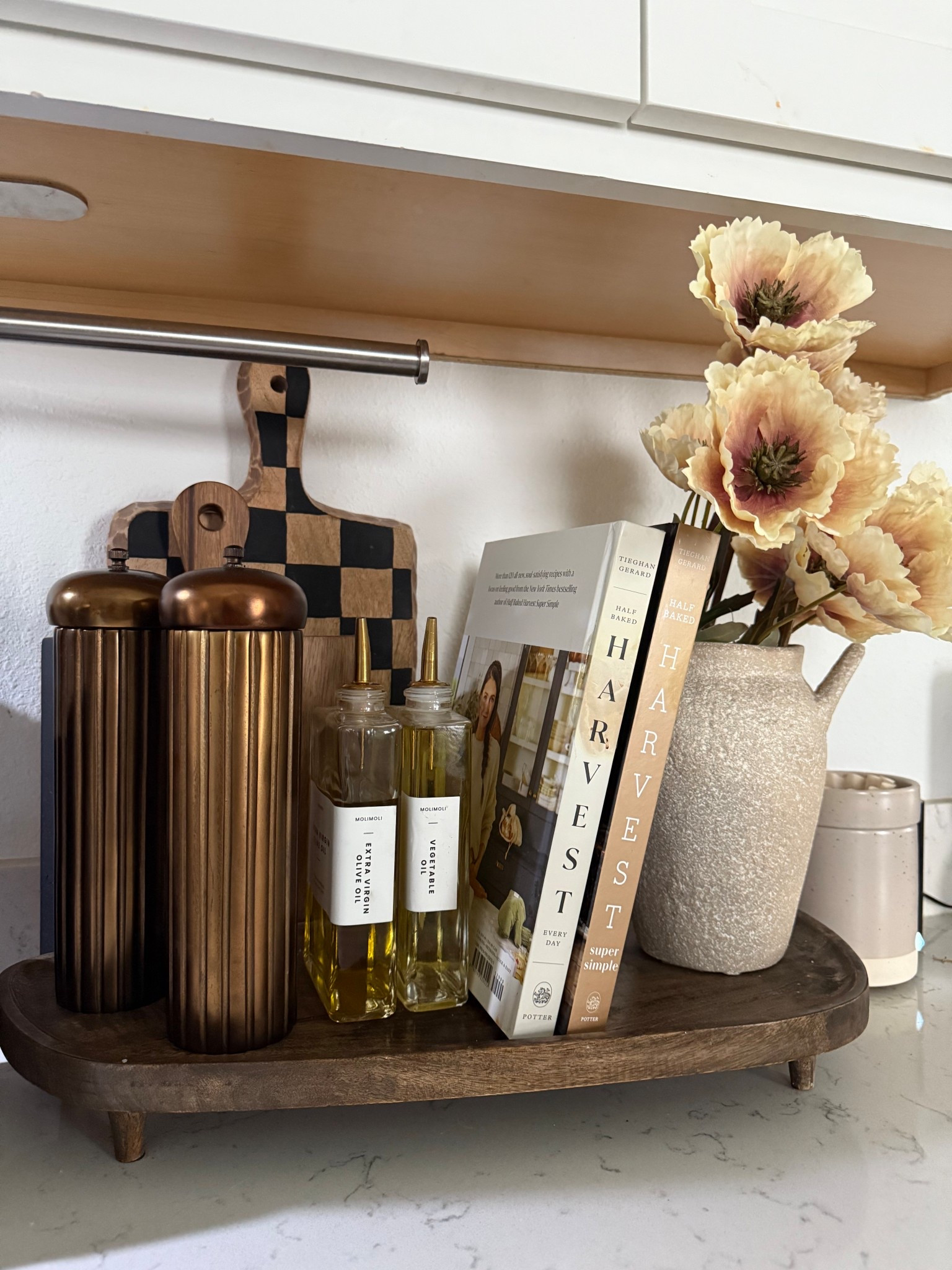 florals are from At Home 
salt and pepper mils are on sale today! 

#LTKFindsUnder50 #LTKStyleTip #LTKSaleAlert