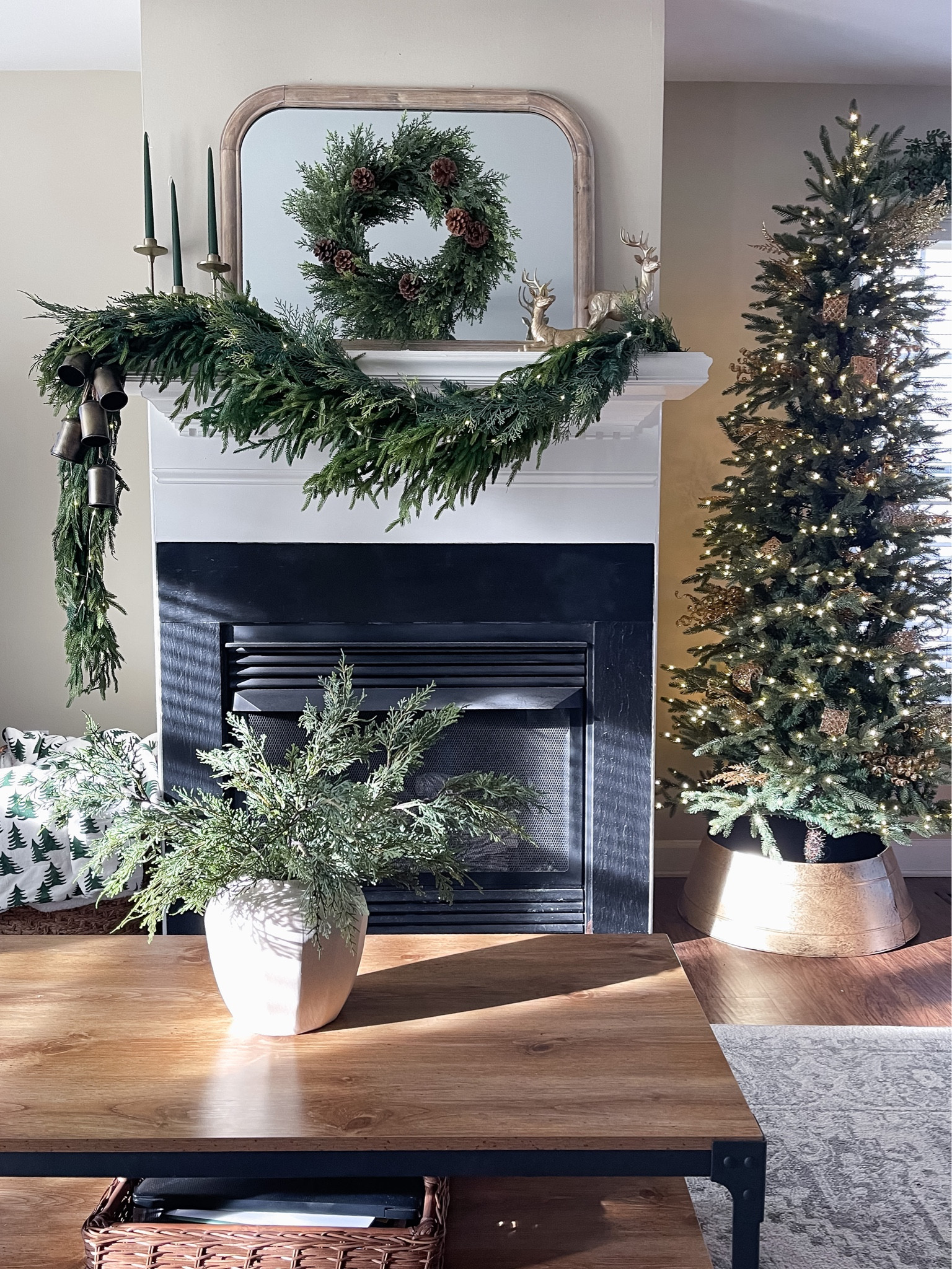 Christmas mantle decor 

#LTKSeasonal #LTKHoliday #LTKhome