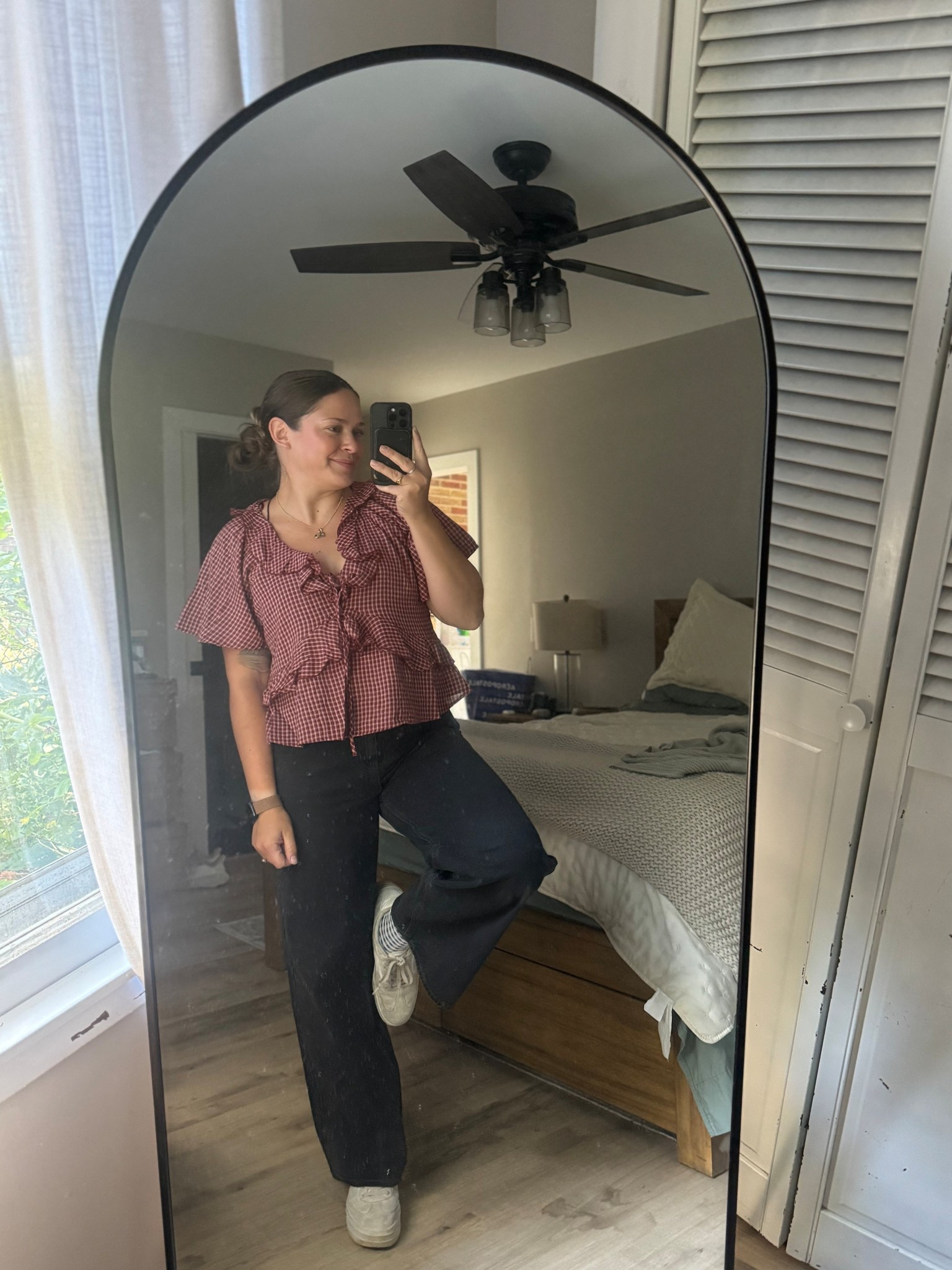 off to dinner and lumineers concert for date night 🤍 