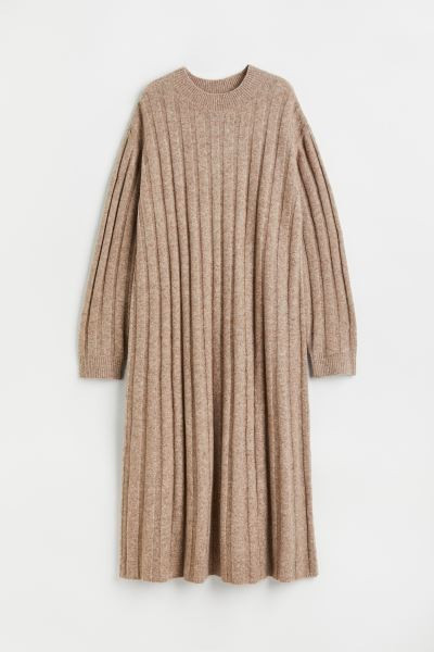 Rib-knit dress | H&M (UK, MY, IN, SG, PH, TW, HK)