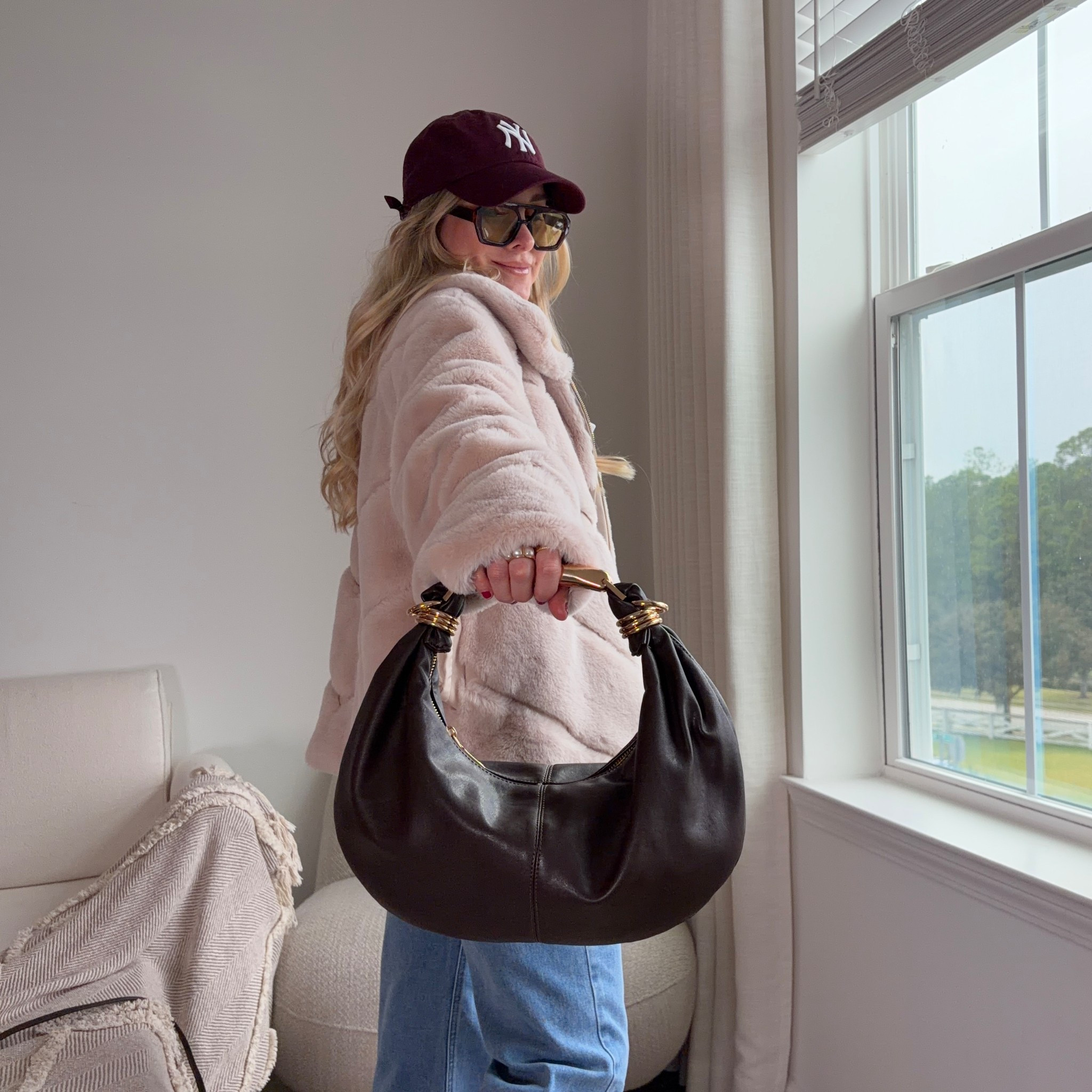 Love this handbags!! Ty is is Carrie 

#LTKHoliday #LTKootd #LTKGiftGuide