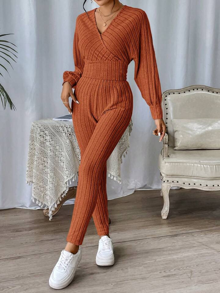 SHEIN Essnce Surplice Neck Batwing Sleeve Tee & Leggings | SHEIN