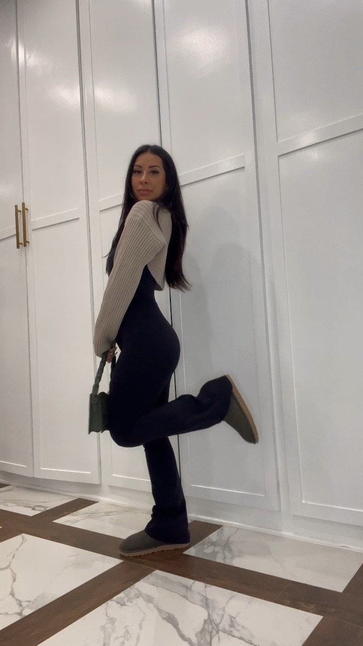 Jumpsuit is from Aritzia - XS but linked similar

Jumpsuit
Cardigan
Uggs
Ultra mini Uggs
Christmas
Christmas Decor
Gift Guide
Christmas Tree
Wedding Guest
Sweater Dress
Business Casual
Garland
Primary Bedroom
Holiday Dress



#liketkit #LTKshoecrush #LTKstyletip #LTKCyberweek #LTKSeasonal #LTKcurves #LTKsalealert


#LTKtravel #LTKHoliday #LTKunder50