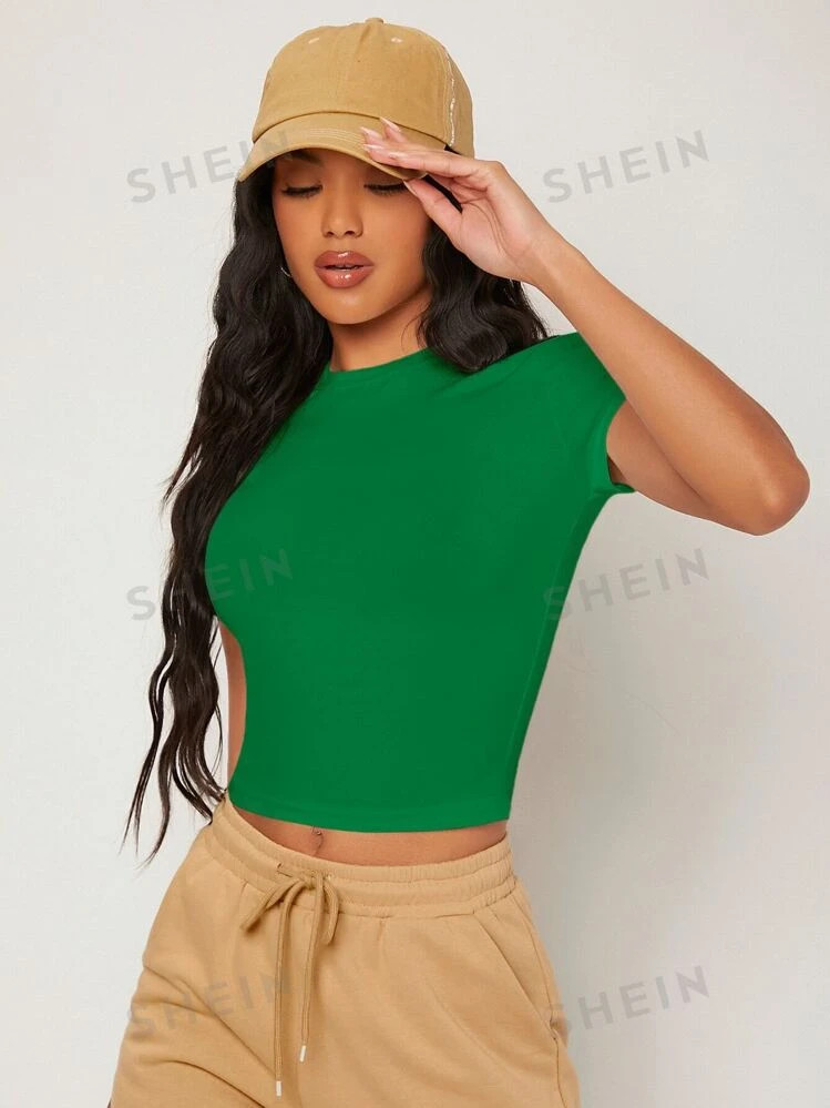SHEIN BASICS Solid Form Fitted Tee | SHEIN