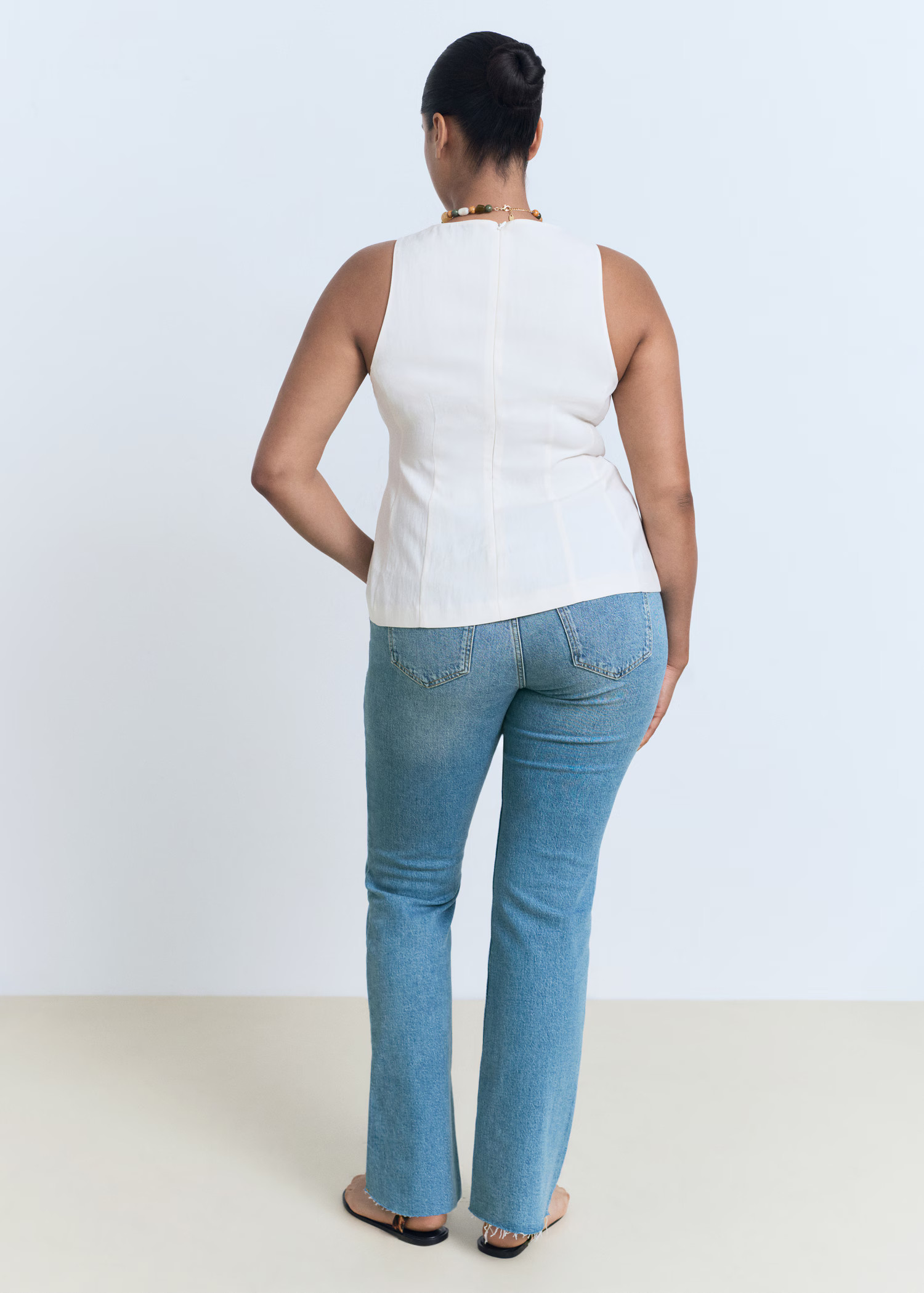 Fiona flared mid-rise jeans - Women | MANGO United Kingdom | MANGO (UK)