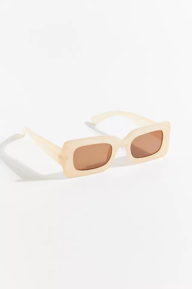 Margot Chunky Rectangle Sunglasses | Urban Outfitters (US and RoW)