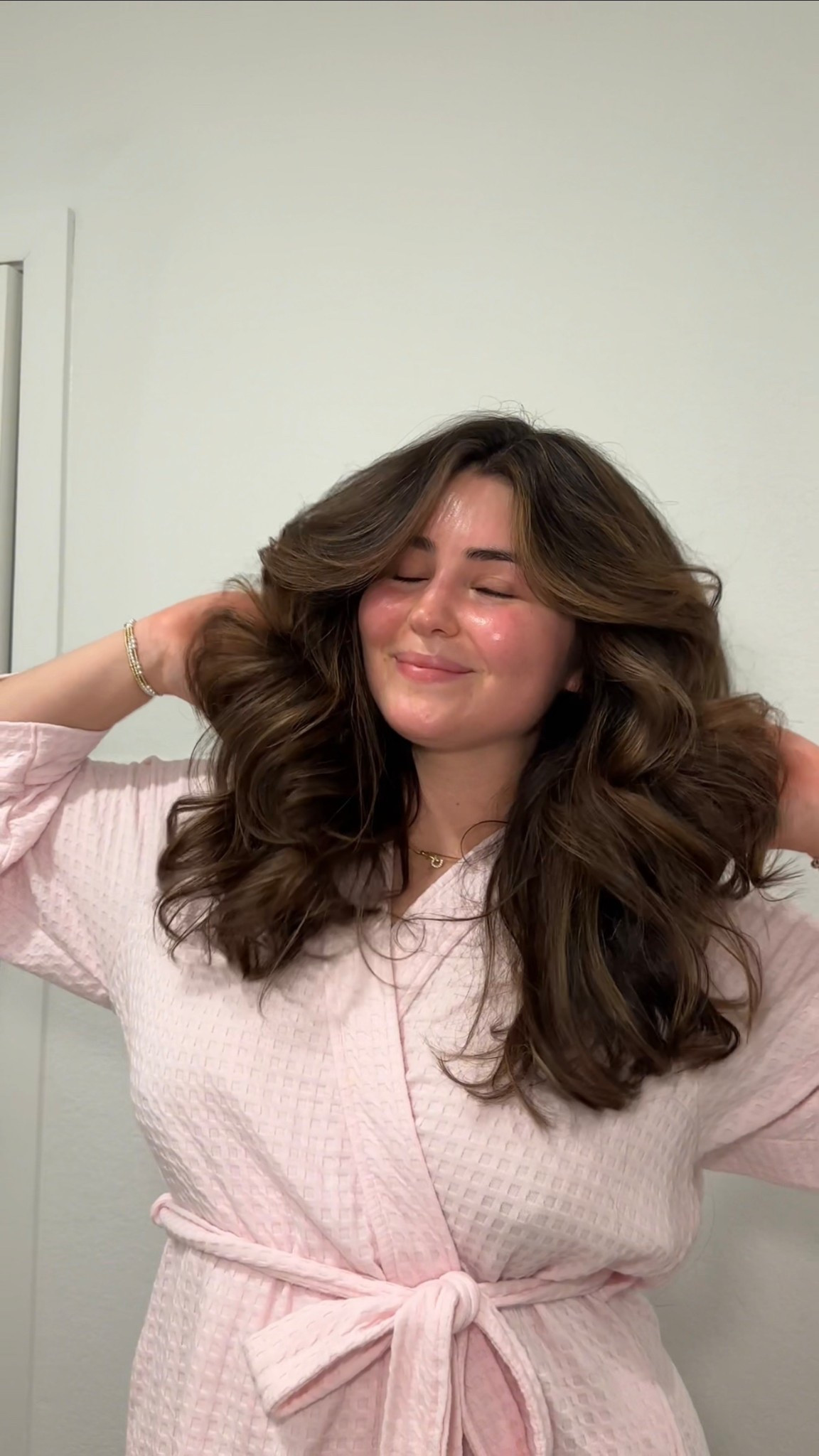 The T3 Micro Aire 360 has made its way into my blowout routine and I am SO here for it 👏🏼

This tool is great for longer hairs as the barrels themselves are longer, and I found it wrapped the hair around the barrel better/easier when styling in sections. I definitely recommend!! 

Blowout routine, blowout tools, air wrap, hair wash day, hair volume, hair styling, how to do a blowout, at home blowout routine, t3 micro, gifts for her, gifts for the hair lover 

#LTKBeauty #LTKGiftGuide